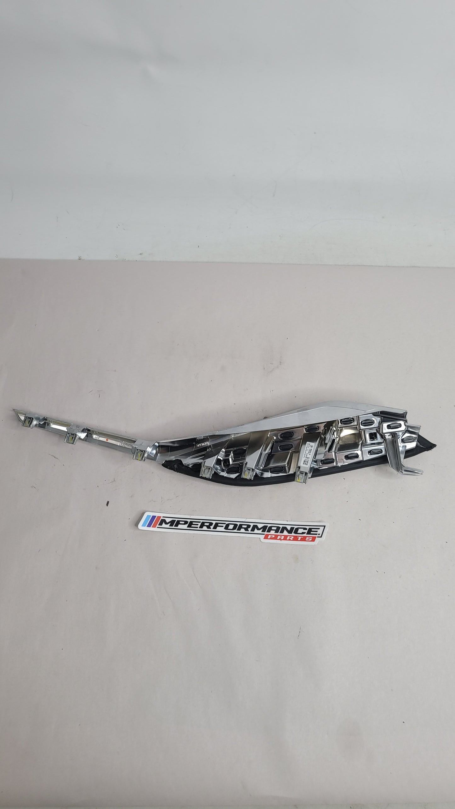 G80 M3 Passenger Knee Leather Panel - 9502528-03 - MPerformance.parts