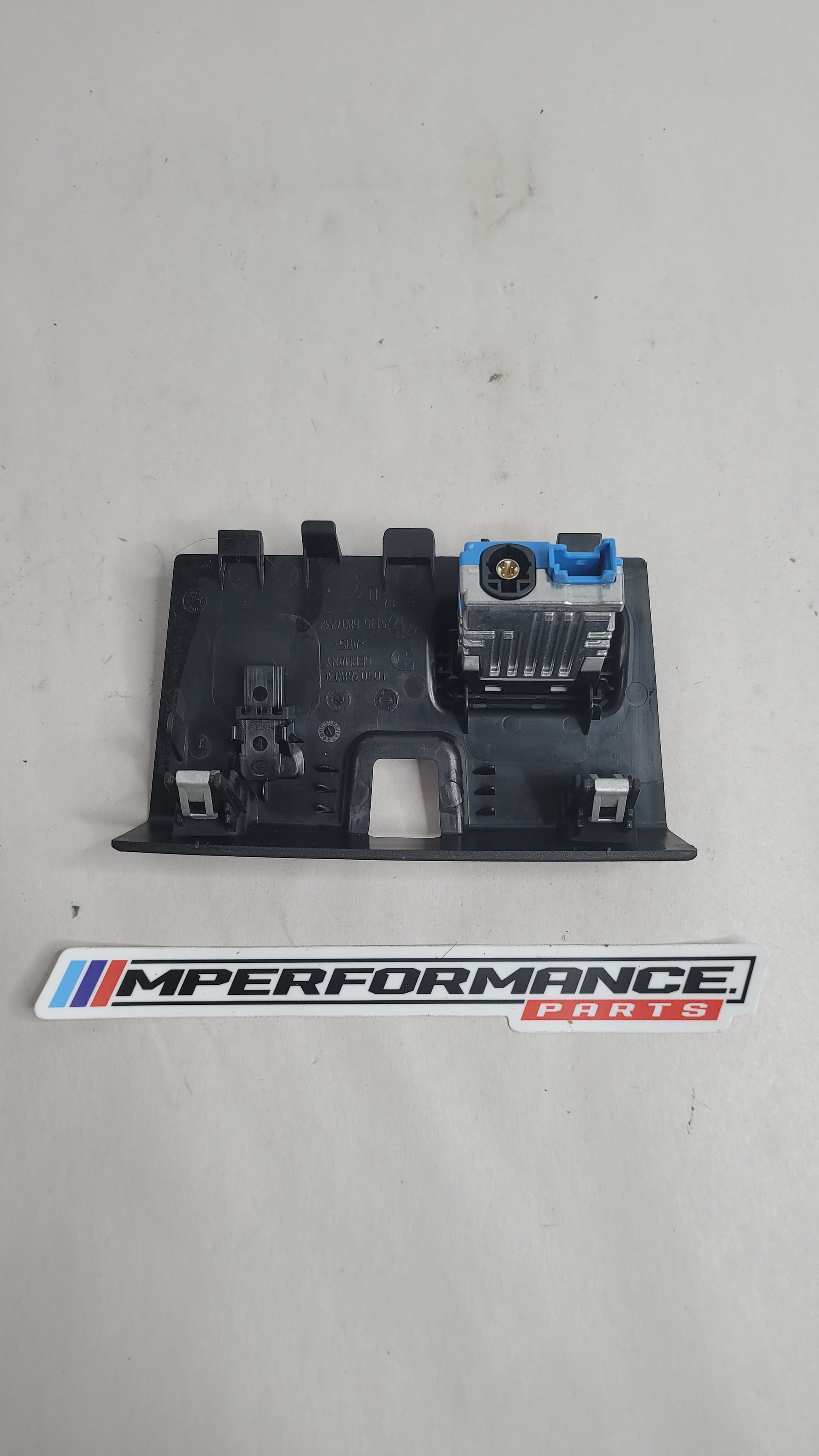 Bmw G80 M3 Usb C Port Connector & Surround 106038803c - MPerformance.parts