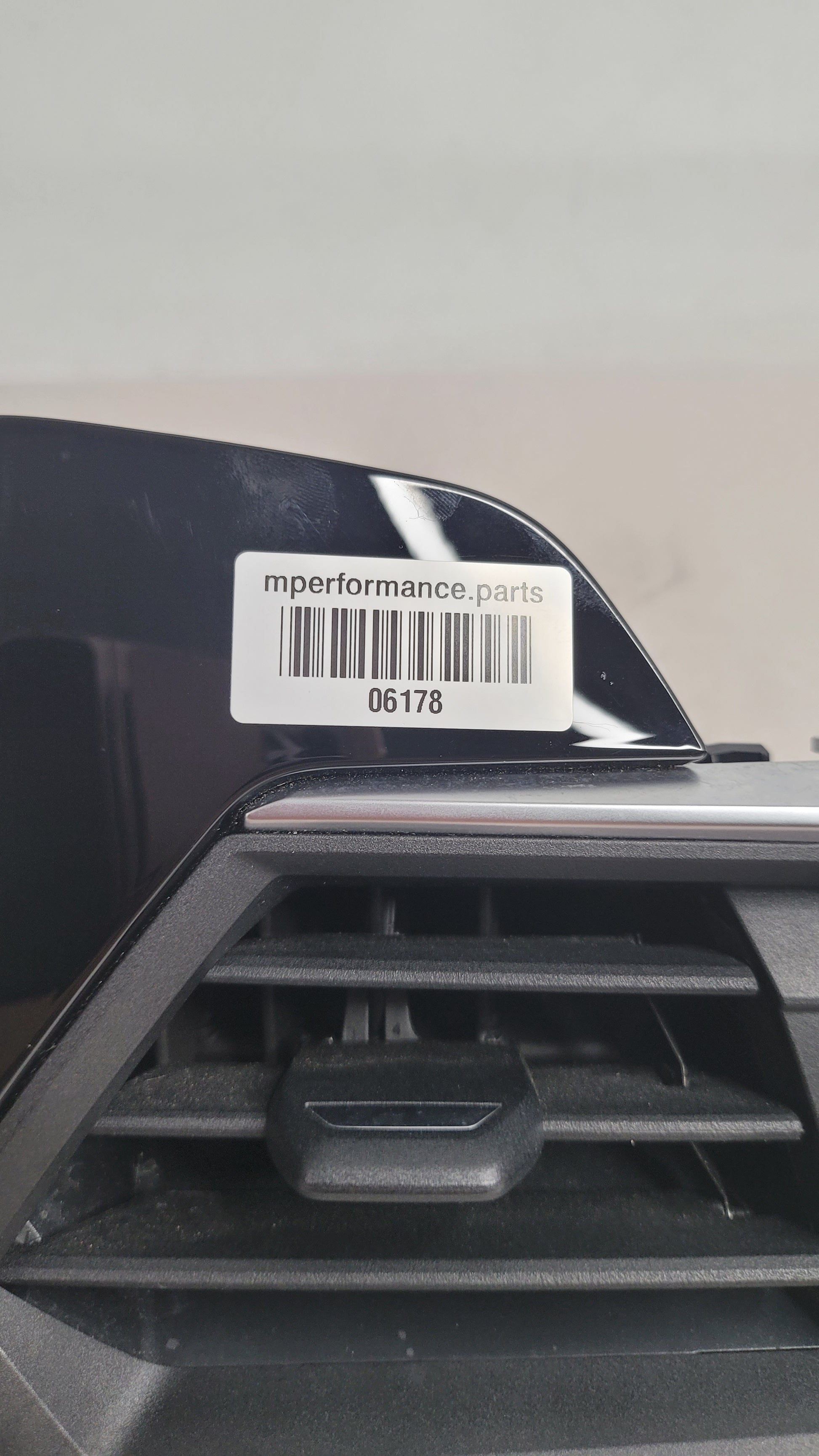 BMW M3 Air heater vent drivers right G80 2023 6848619 - MPerformance.parts