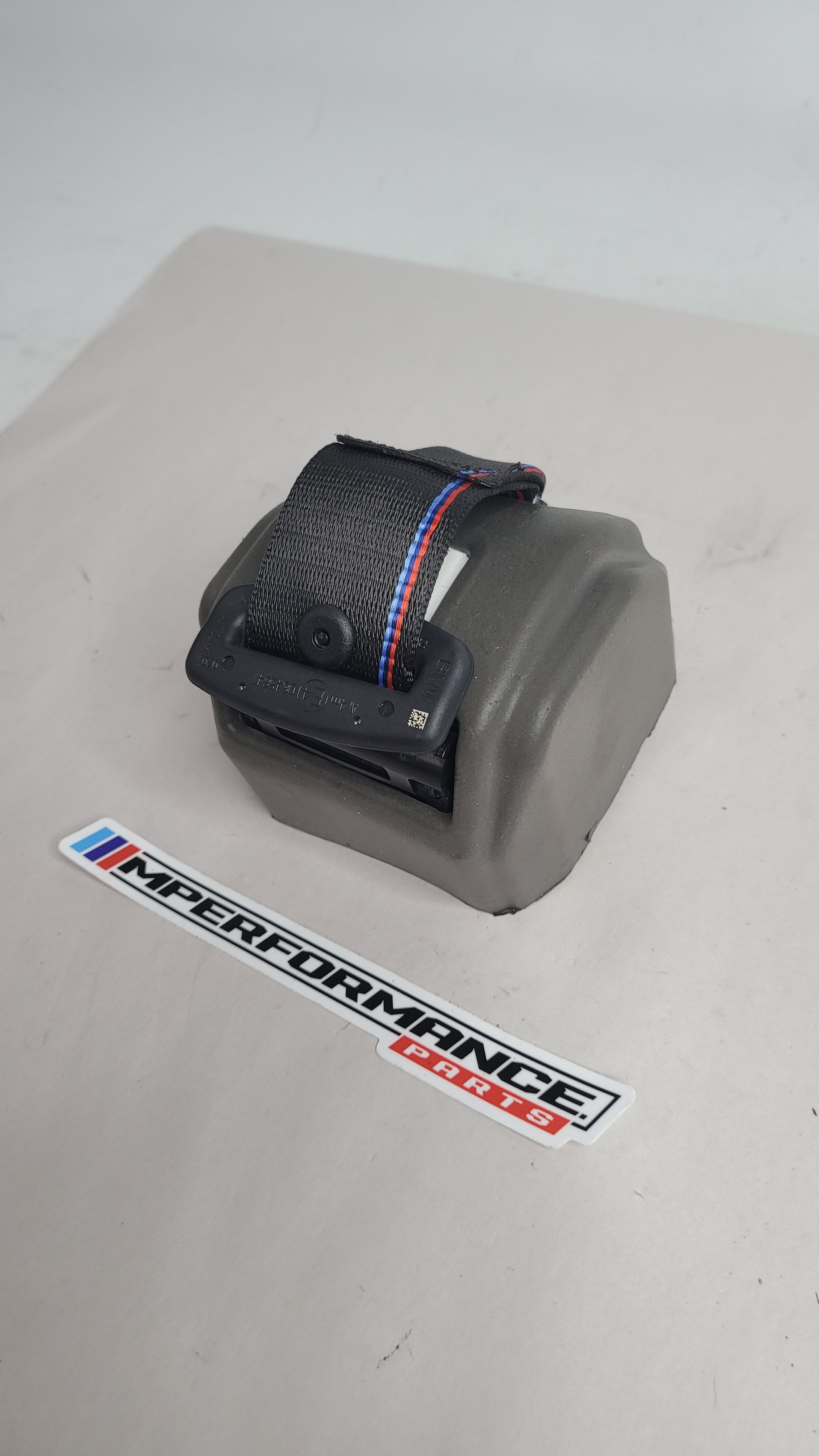 BMW M3 SERIES G20 G80 REAR CENTRE SEATBELT S5807638205 - MPerformance.parts
