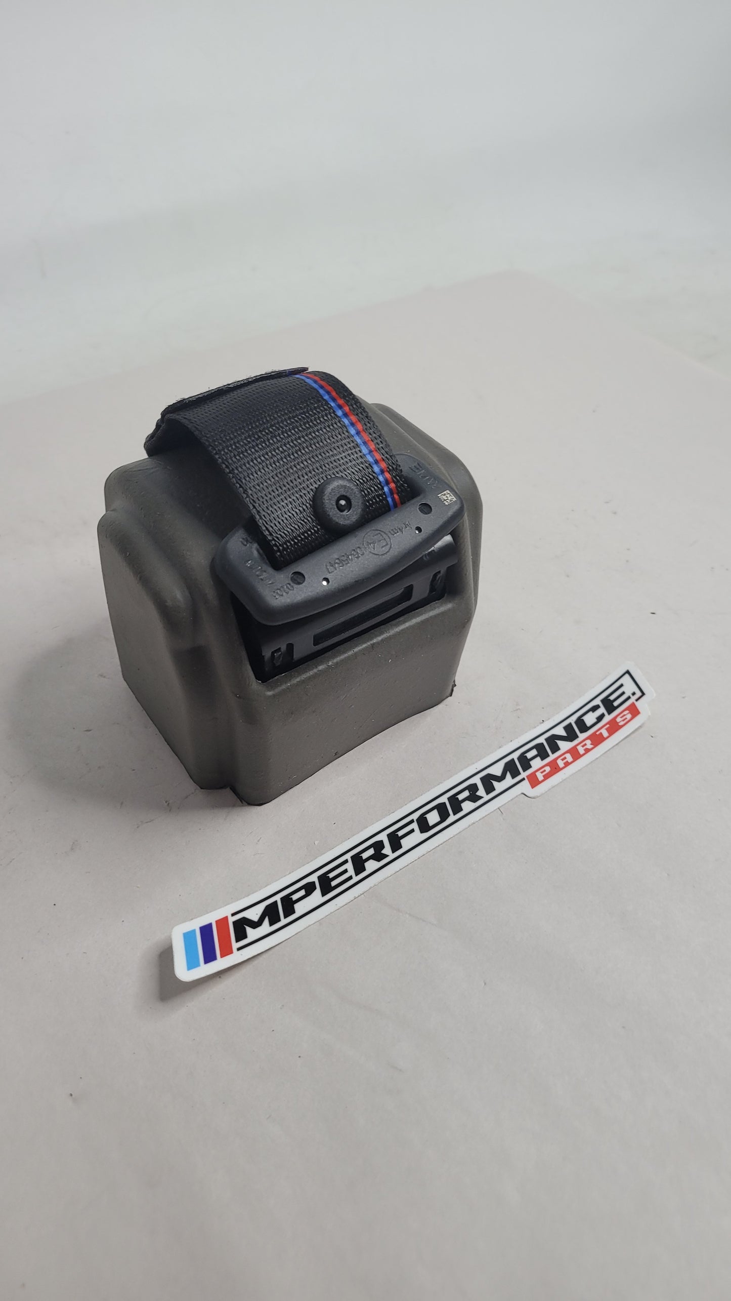 BMW M3 SERIES G20 G80 REAR CENTRE SEATBELT S5807638205 - MPerformance.parts