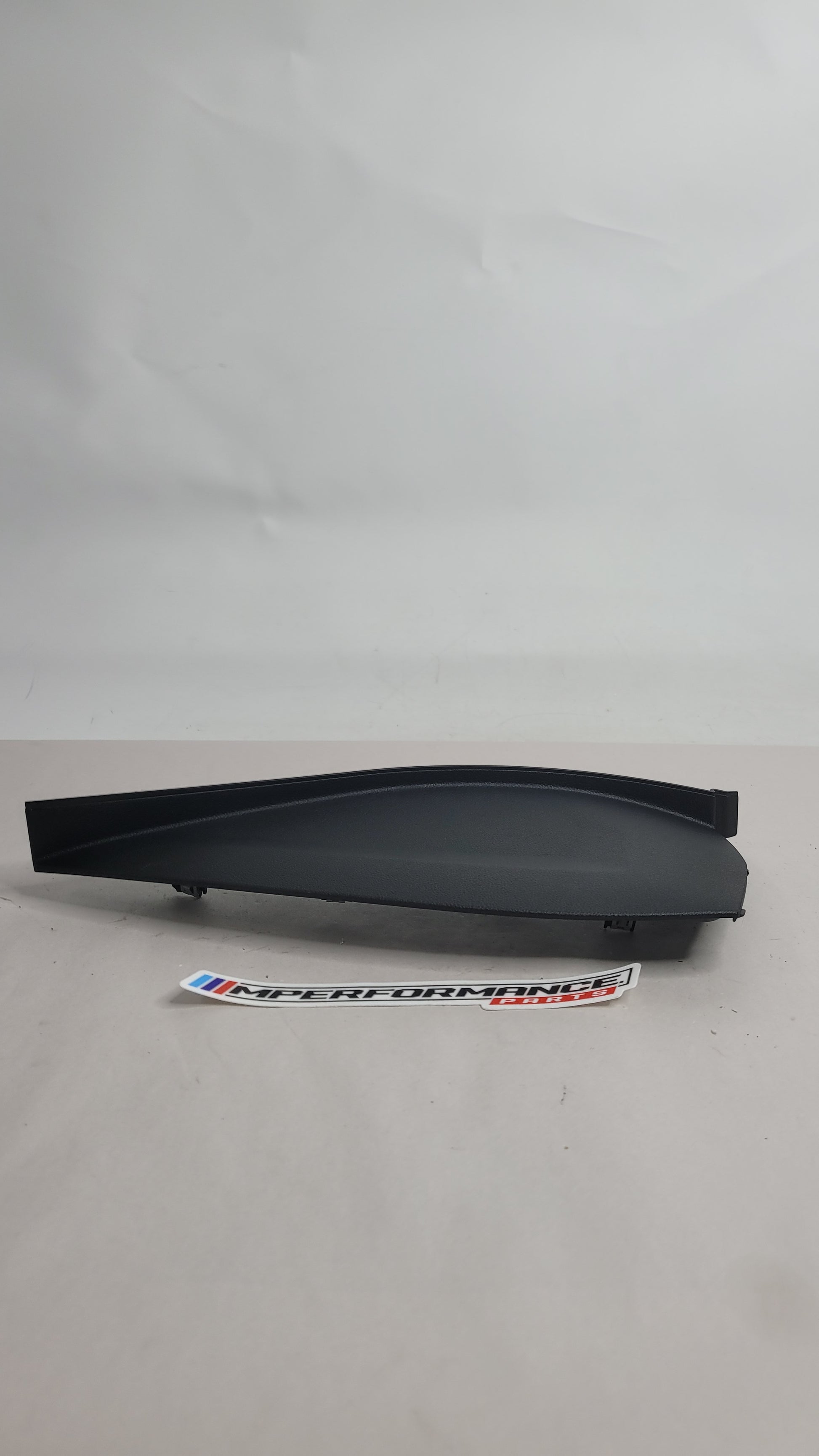 BMW G20 G21 M3 G80 M4 G82 G83 CENTER CONSOLE DASHBOARD COVER TRIM LEFT 6805559 - MPerformance.parts