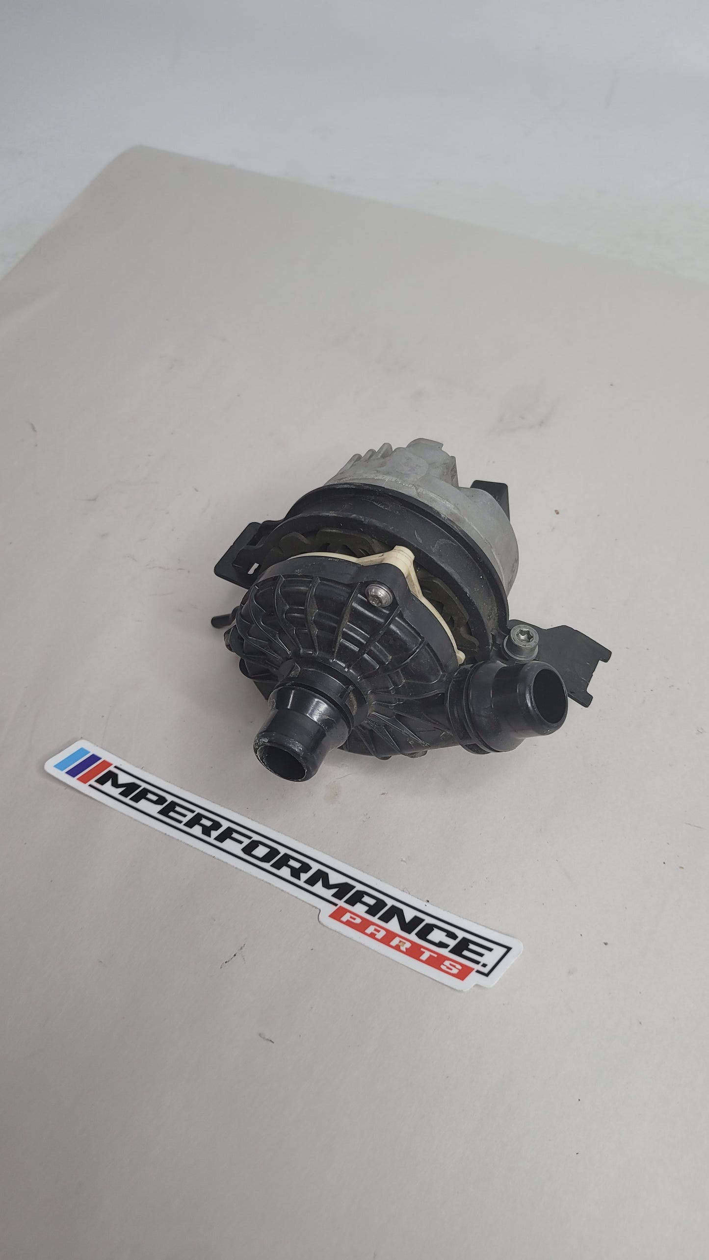 BMW 3 4 SERIES G80 G81 G82 M3 M4 3.0 PETROL S58 AUXILIARY WATER PUMP 5A30246 - MPerformance.parts