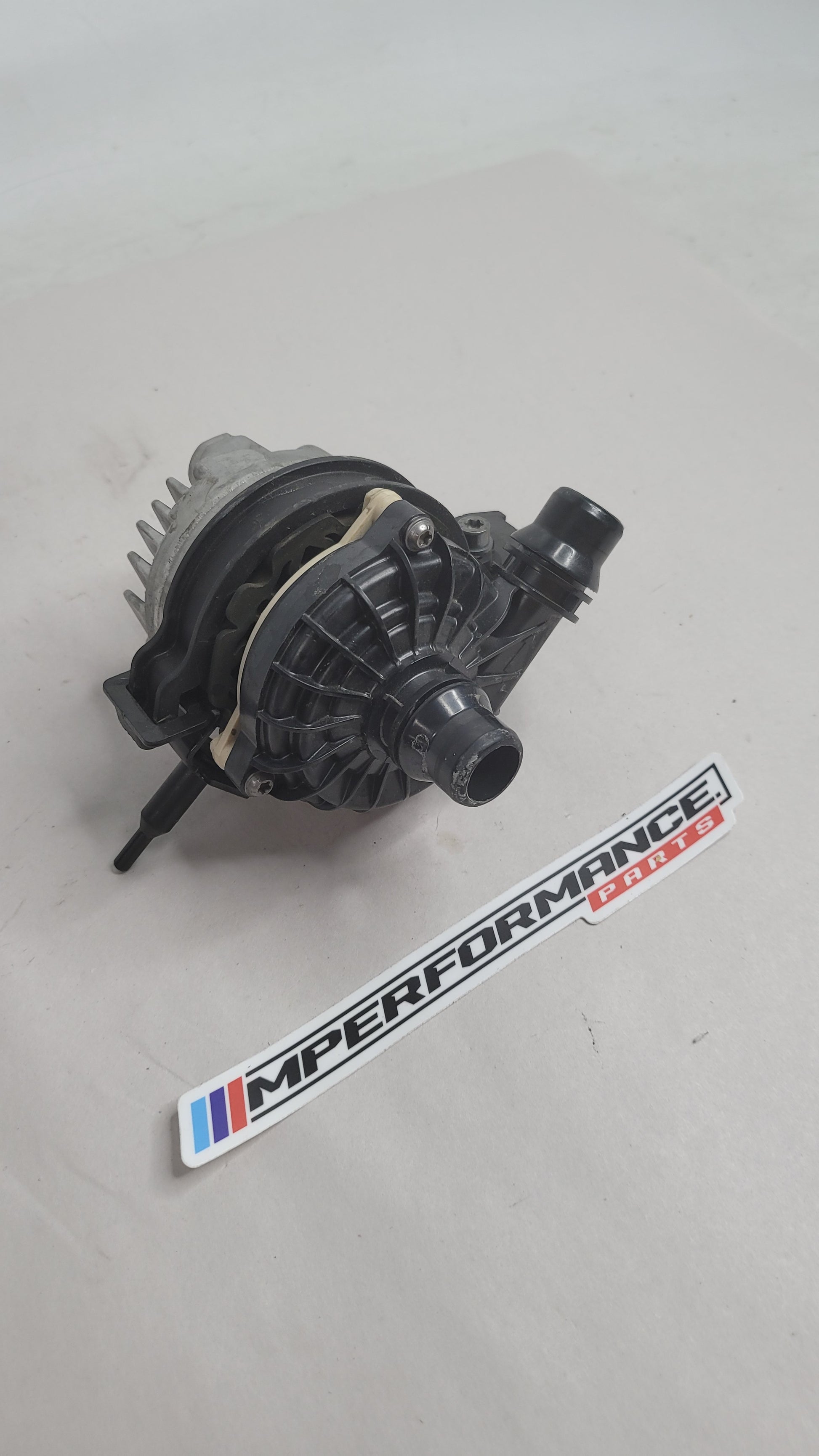 BMW 3 4 SERIES G80 G81 G82 M3 M4 3.0 PETROL S58 AUXILIARY WATER PUMP 5A30246 - MPerformance.parts
