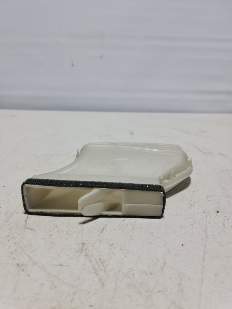 BMW rear footwell air duct adapter for F20, F30, F80, F31, F32, F33 models, showing the black plastic component.
