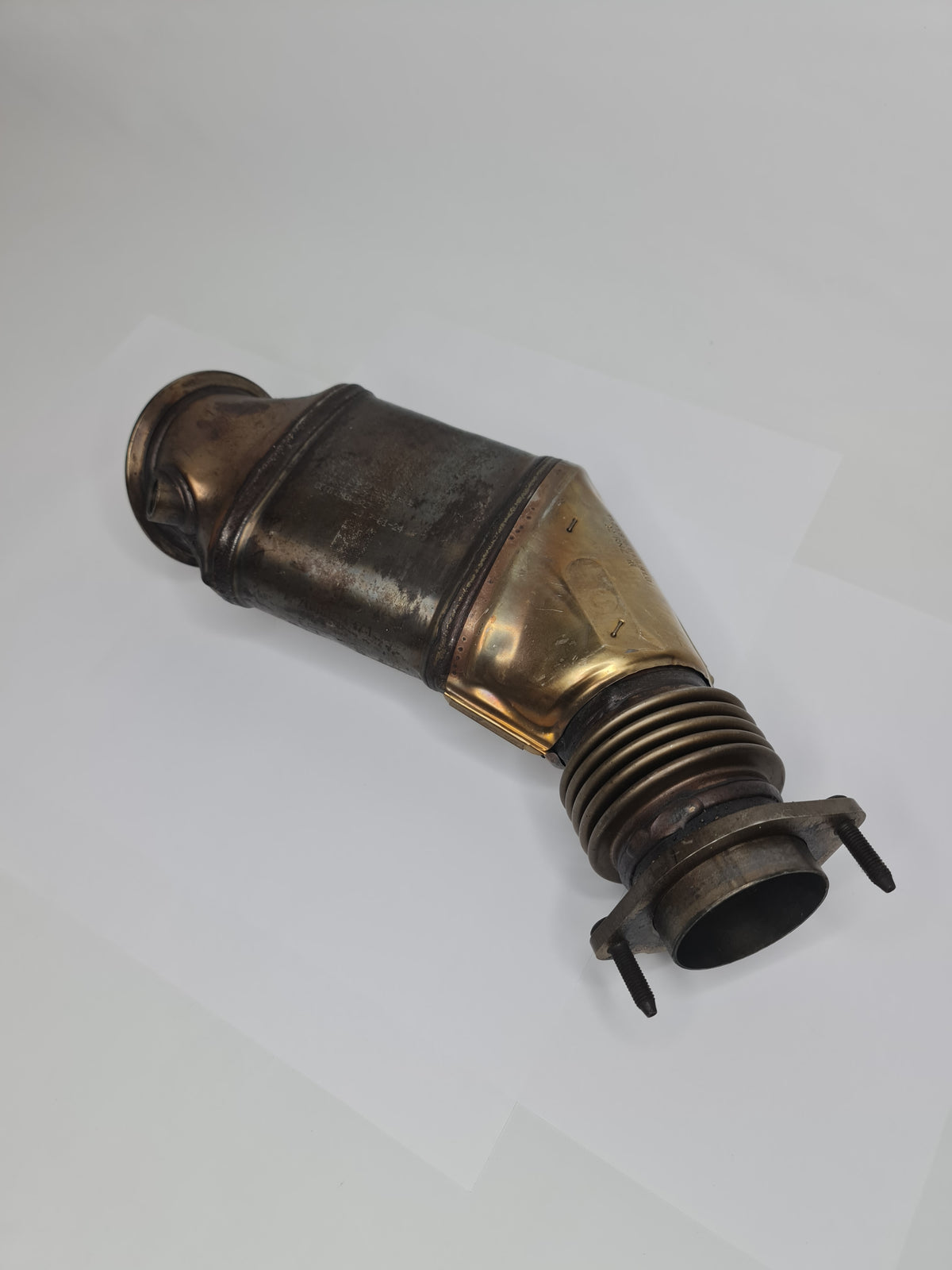 BMW catalytic converter 2015-2020 model, part 18-32-7-848-044, for emissions control and exhaust system performance.