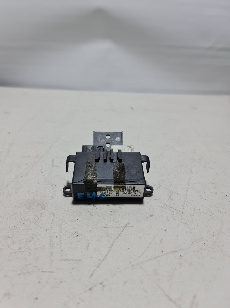 BMW E46 door mirror control unit module, memory type, for 318 to 330 models, part number 61316916054, 1998-2005