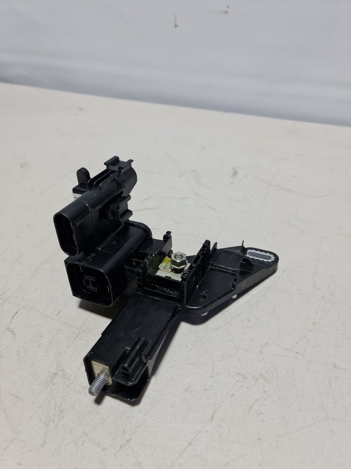 BMW external ignition distributor base part 61-14-9-356-159 for 2012-2020 models, showing the ignition component and mounting surface.