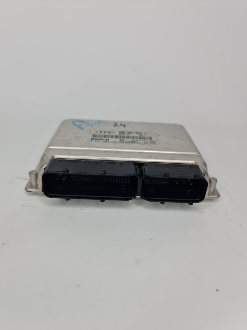 BMW B536 Audi Engine Control Unit ECU 0261206122 3B0907552J, automotive engine control module with electronic components.