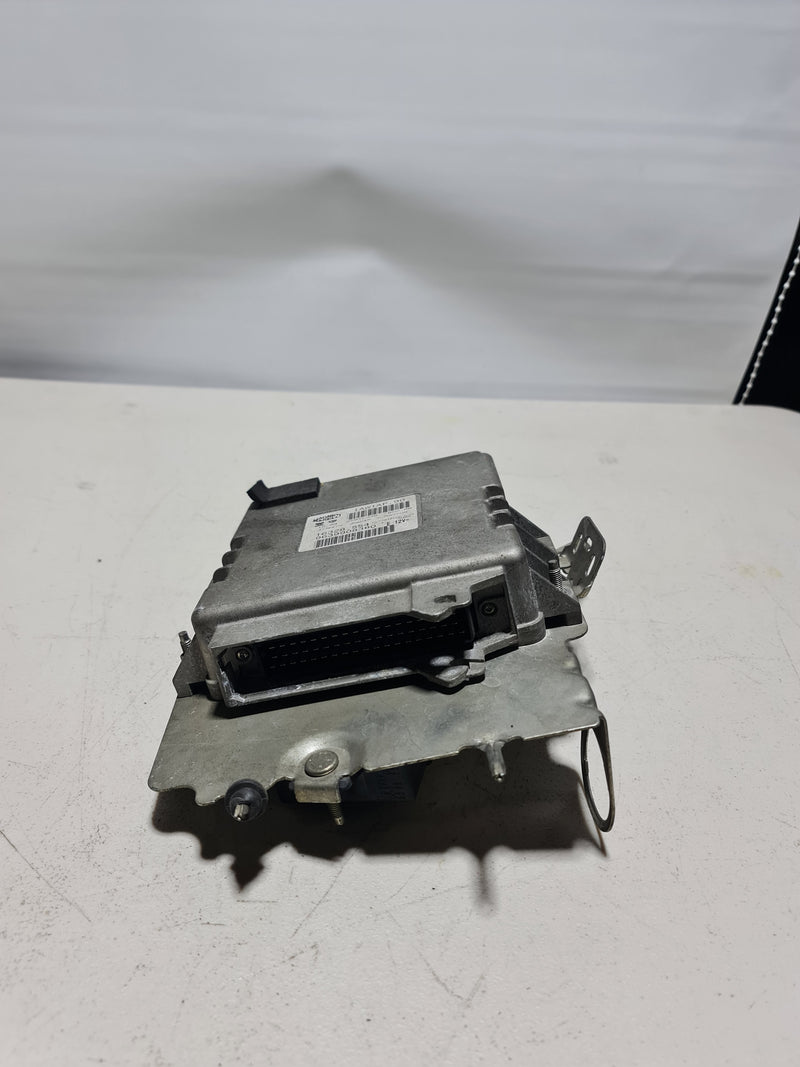 BMW engine control unit kit for 2002 Peugeot 206 1.4 engine ECU 9639908380 IAW1AP.90, showing the ECU module.