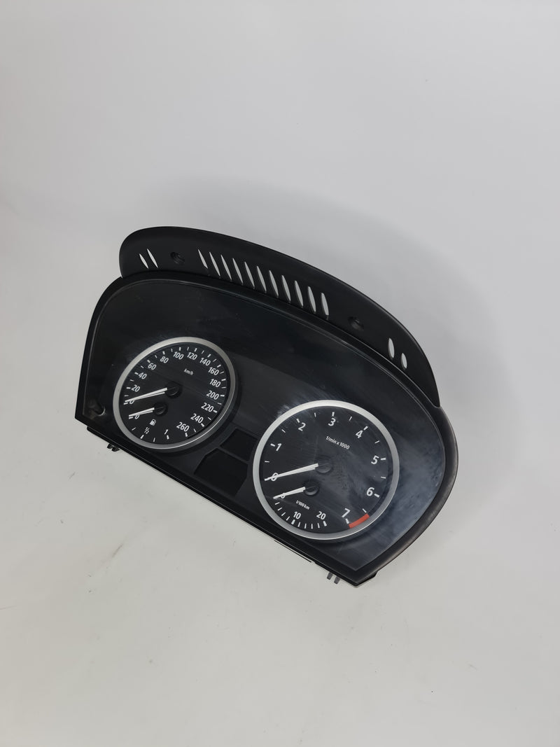 BMW OEM instrument panel DD-28 illuminated instrument cluster with VDO A2C531 display, featuring digital gauges and indicators.