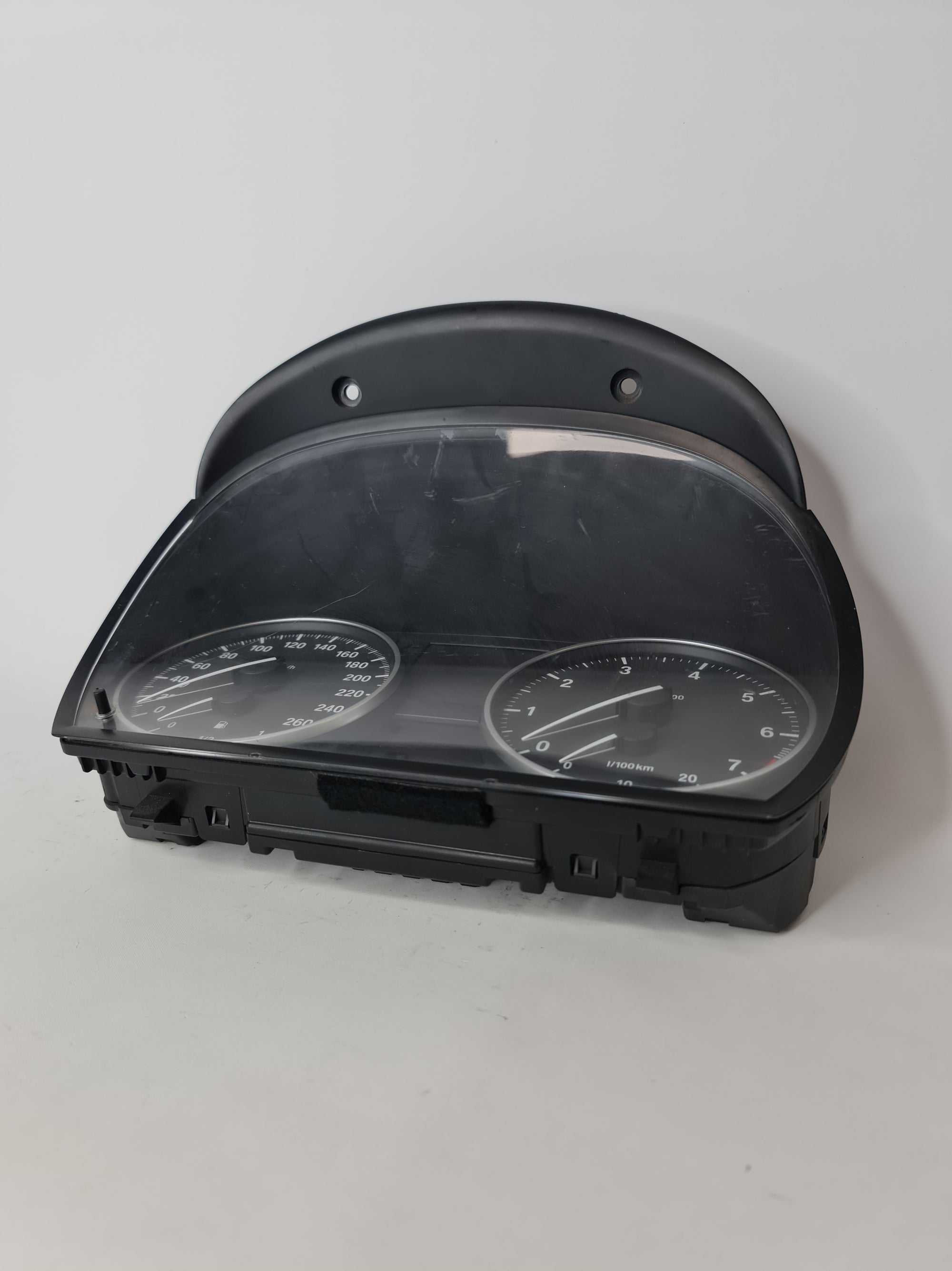 Genuine BMW instruments combination dashboard panel for X1 E84, E90, E91, E92 models, uncoded, with clear display gauges.