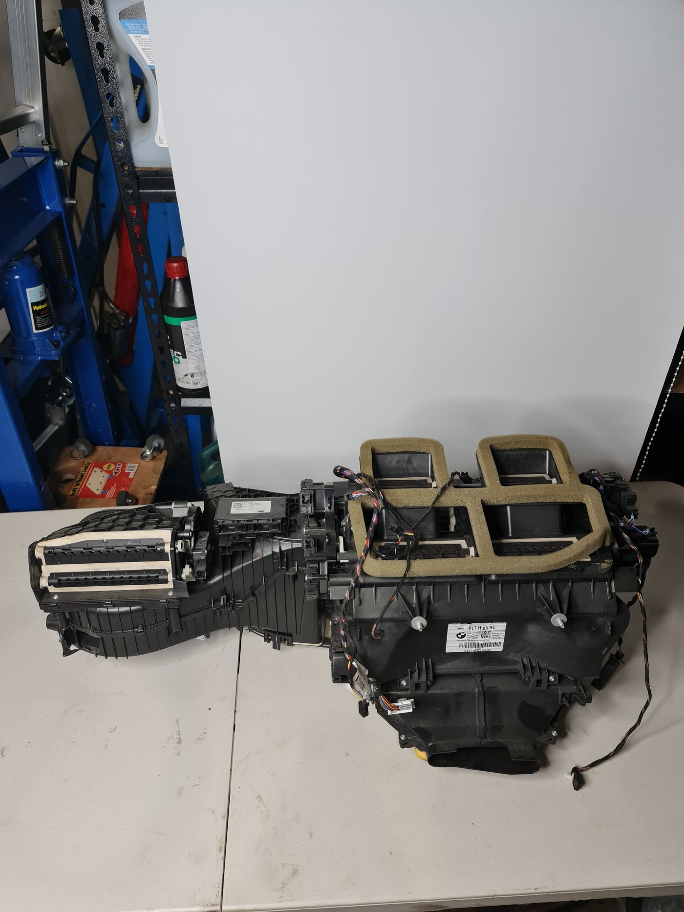 BMW 3 4 SERIES F32 F82 2013 2017 INTERIOR HEATER BLOWER HOUSING AC RHD 9197710 24540010 00111727296 64119325143 04 - MPerformance.parts