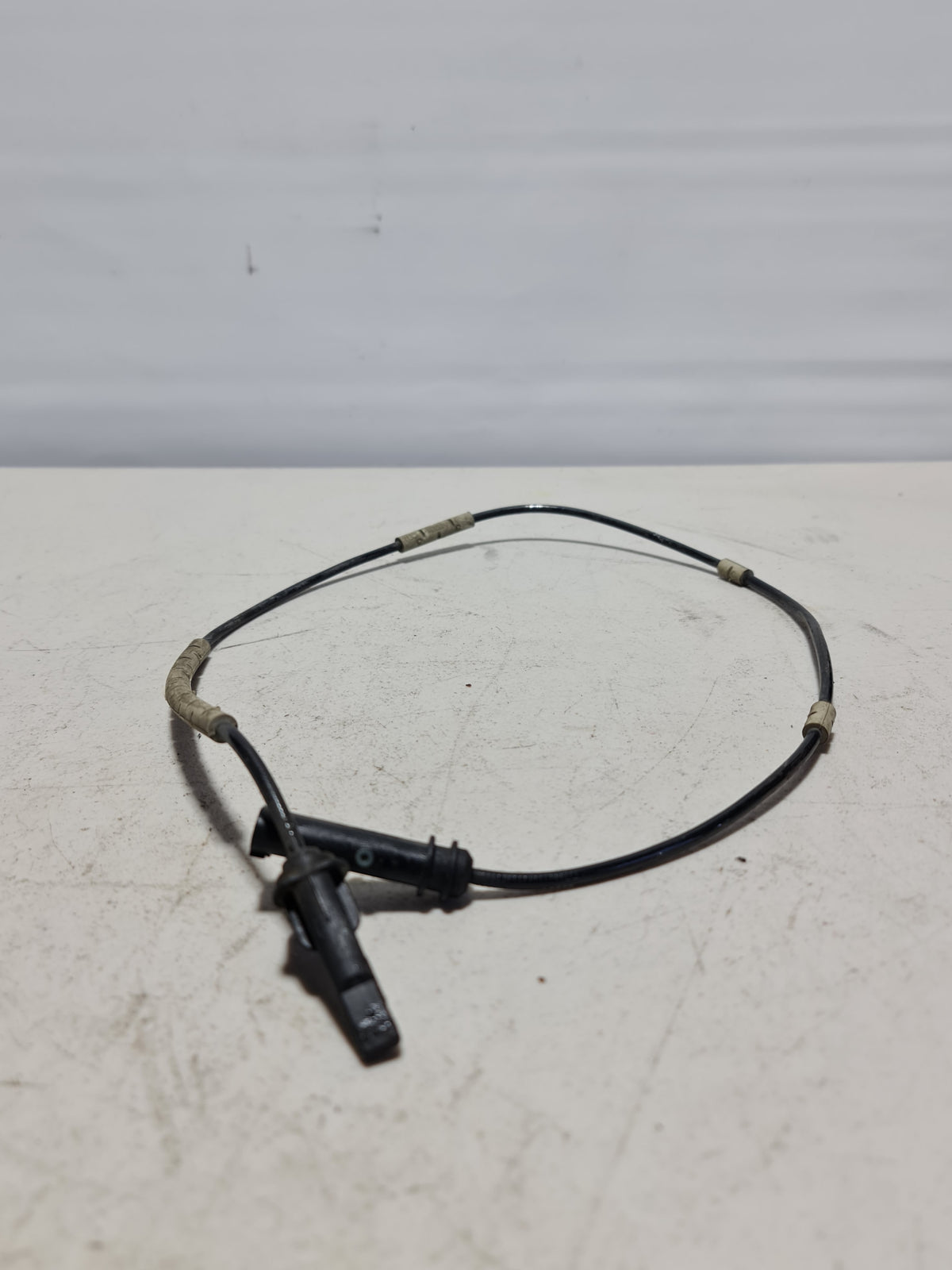 BMW rear ABS wheel speed sensor pulse generator for 2012-2020 models, DSC rear sensor, part 34-52-6-869-322.