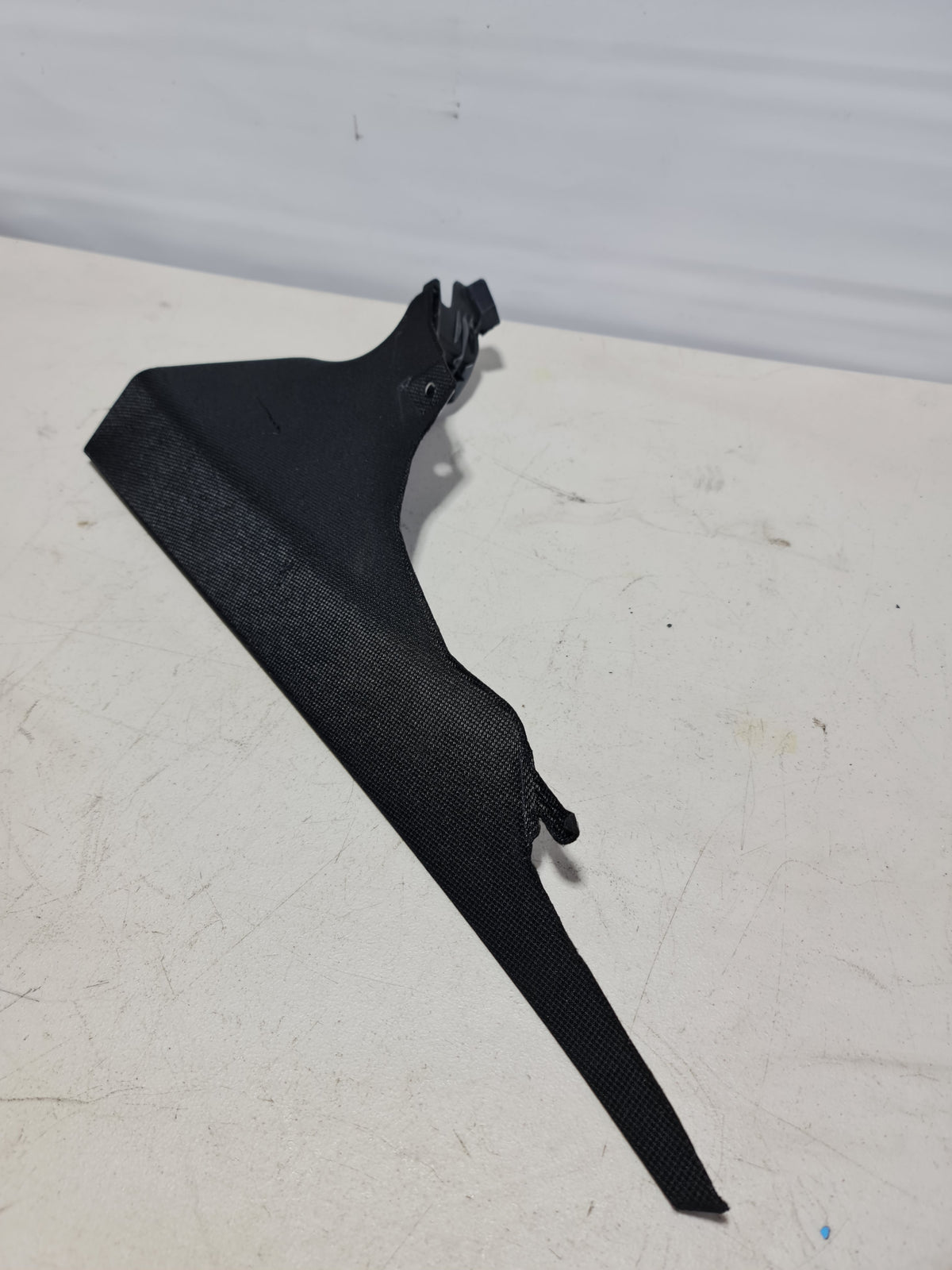 BMW 430i rear left upper C pillar trim panel for 2017-2020 model, black plastic interior car part with mounting clips