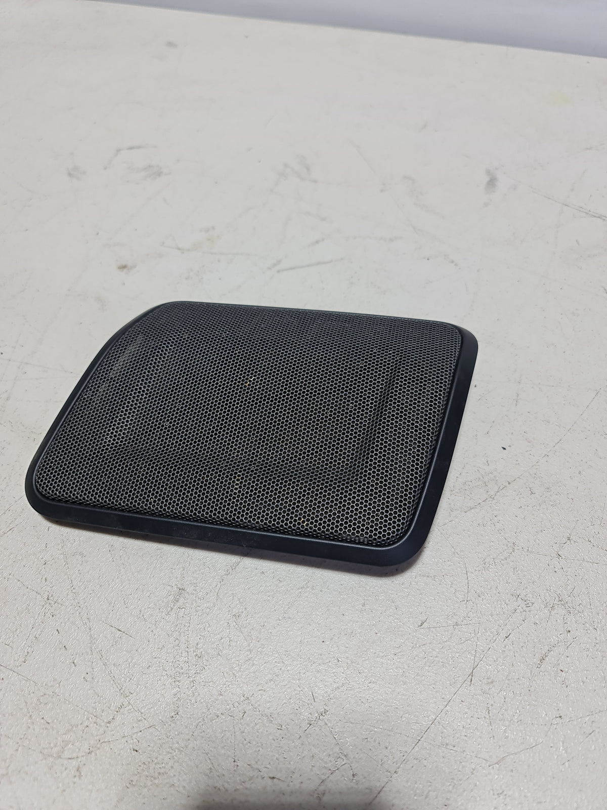 BMW 4 Series F32 435i rear right parcel shelf speaker grille cover, part number 7276918, for 2015 coupe interior.