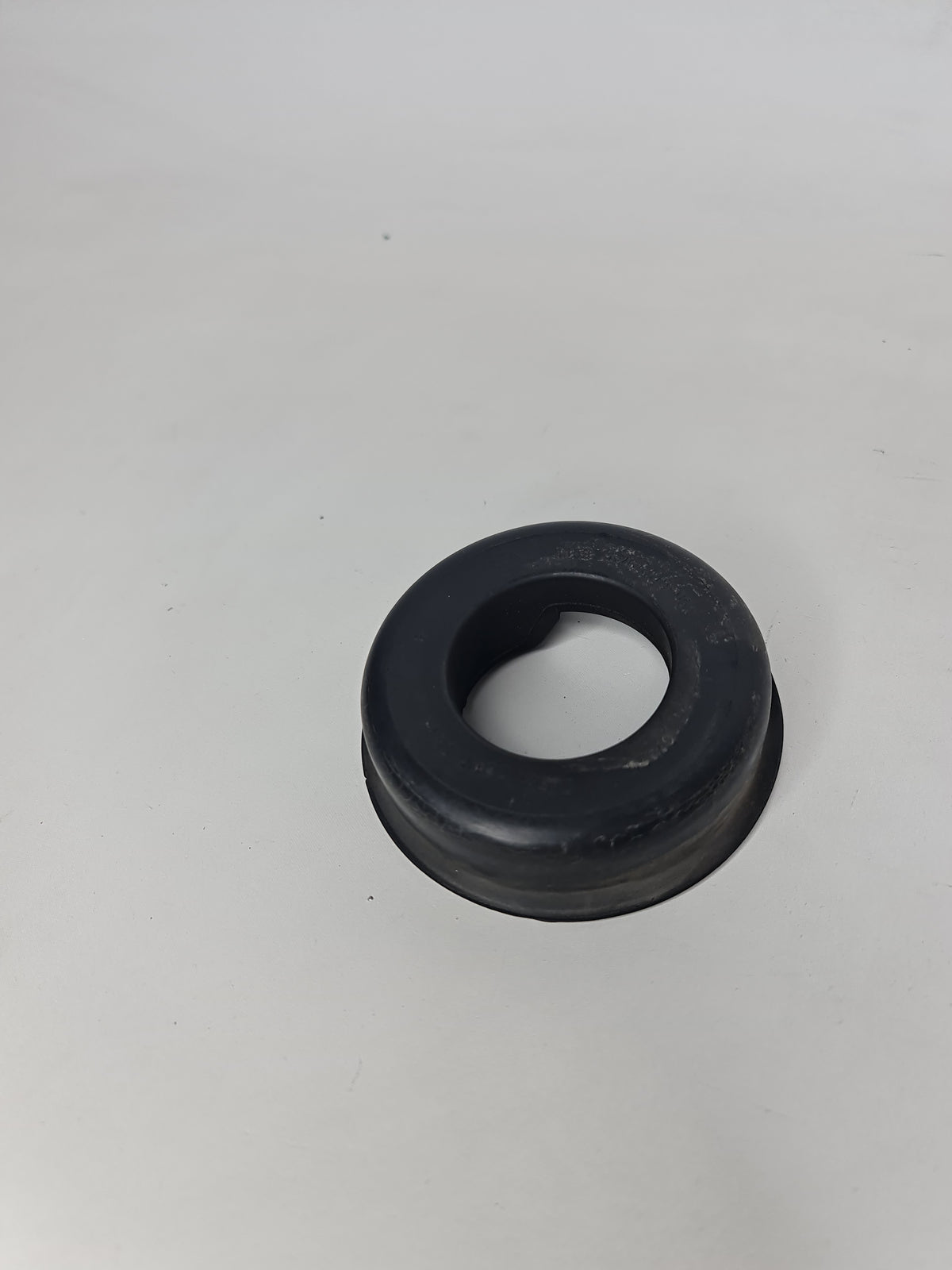 BMW 33536764419 upper spring pad for 2006-2020 BMW 3 Series, visible in the image.