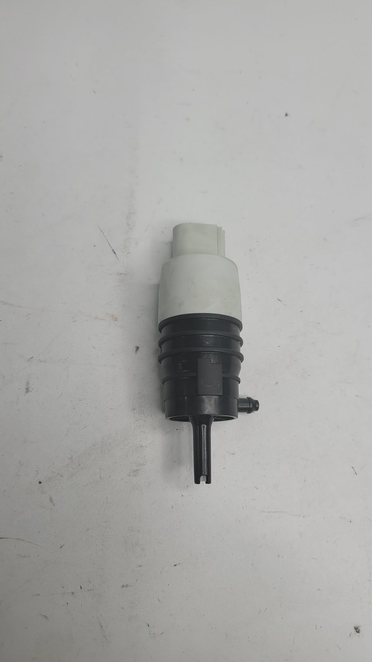 BMW G80 M3 - Windshield Washer PUMP 8736998 - MPerformance.parts