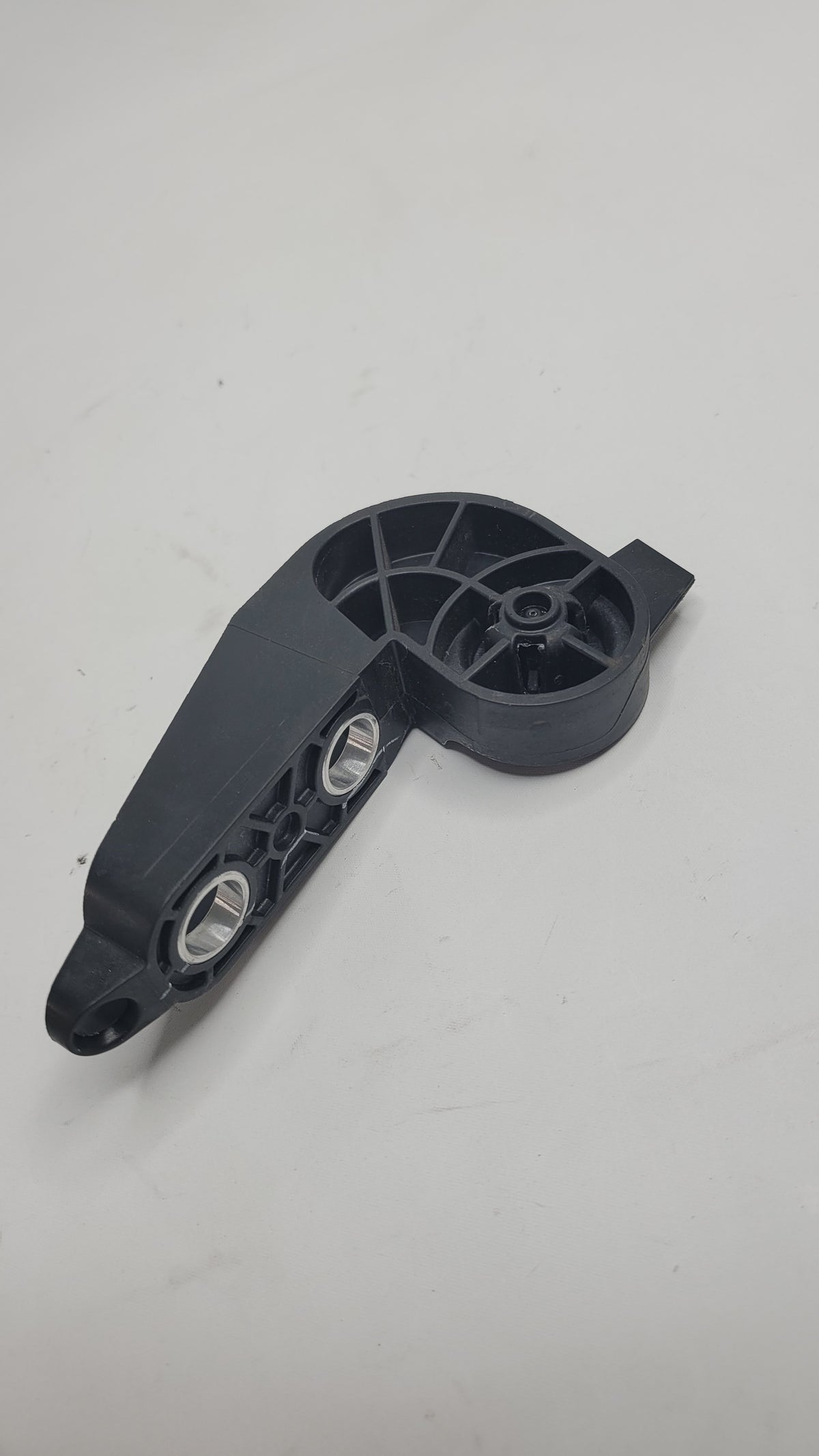 BMW M3 G80 FRONT BUMPER UPPER SHUTTER BRACKET RIGHT 51647457052 - MPerformance.parts