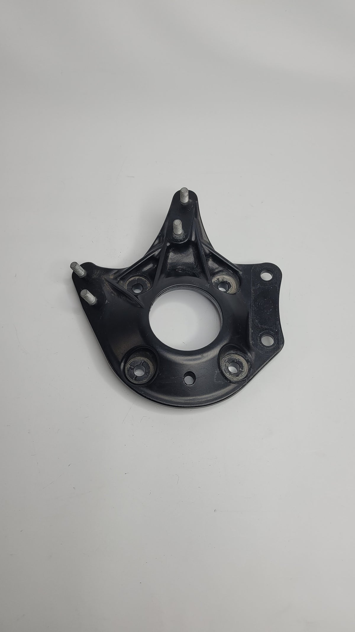 BMW M3 G80 Front Left Strut Mount Tower Brace Mount 8076673 - MPerformance.parts