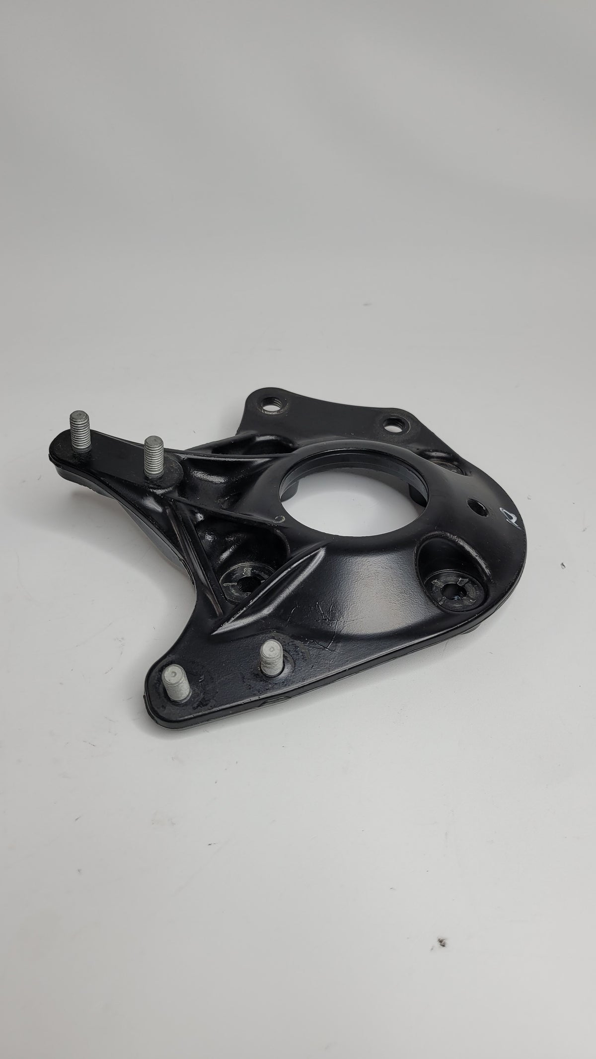 BMW M3 G80 Front Left Strut Mount Tower Brace Mount 8076673 - MPerformance.parts