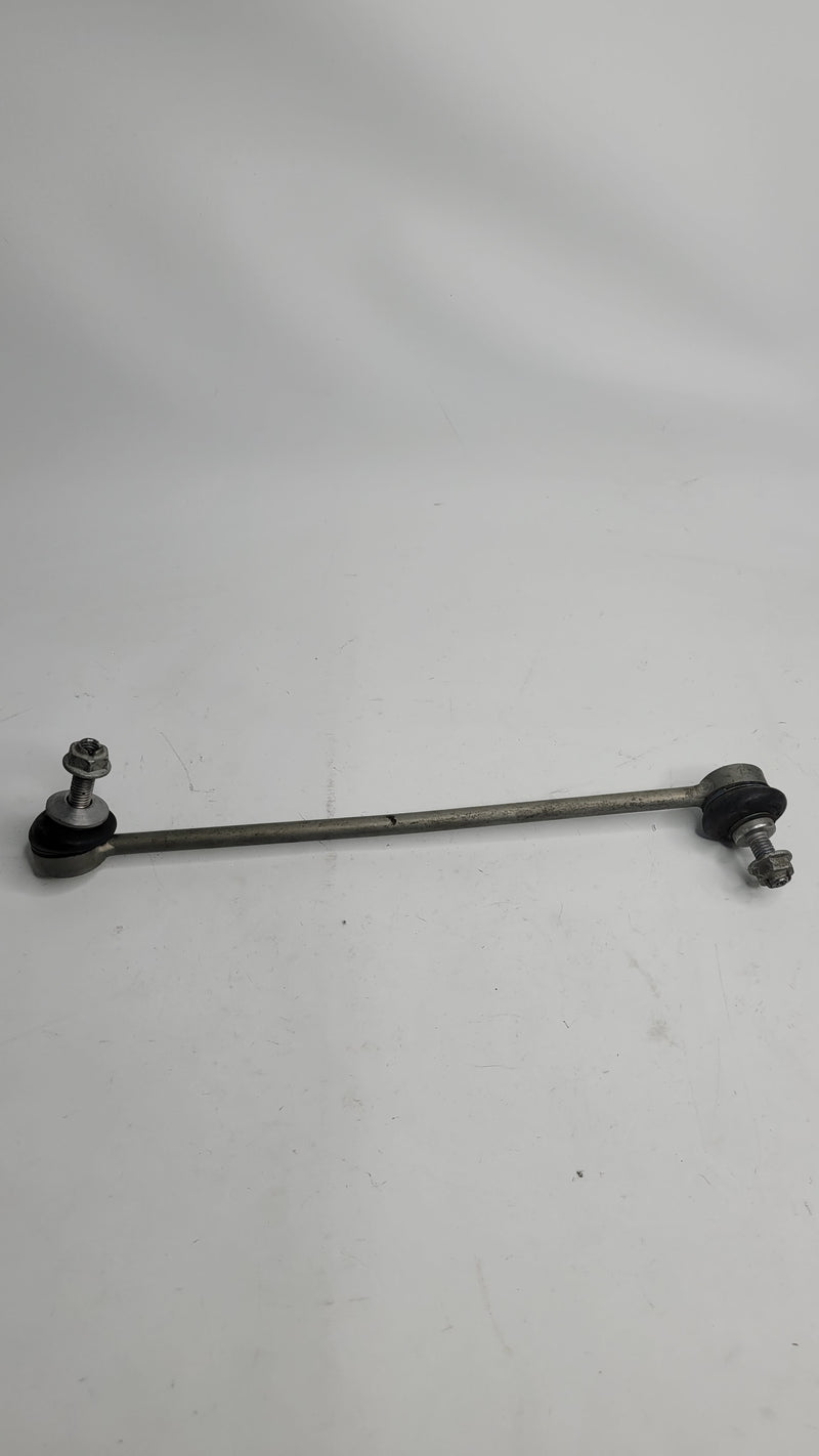 F80 M3 front right stabilizer link by MPerformance.parts, automotive suspension component for BMW F80 M3.