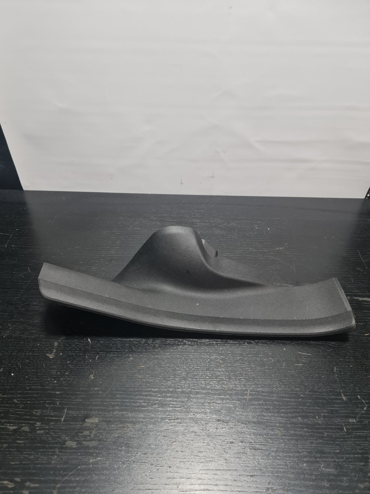 BMW G21 3 Series G20 MPerformance.parts rear inside left cover strip step, close-up of black plastic trim.
