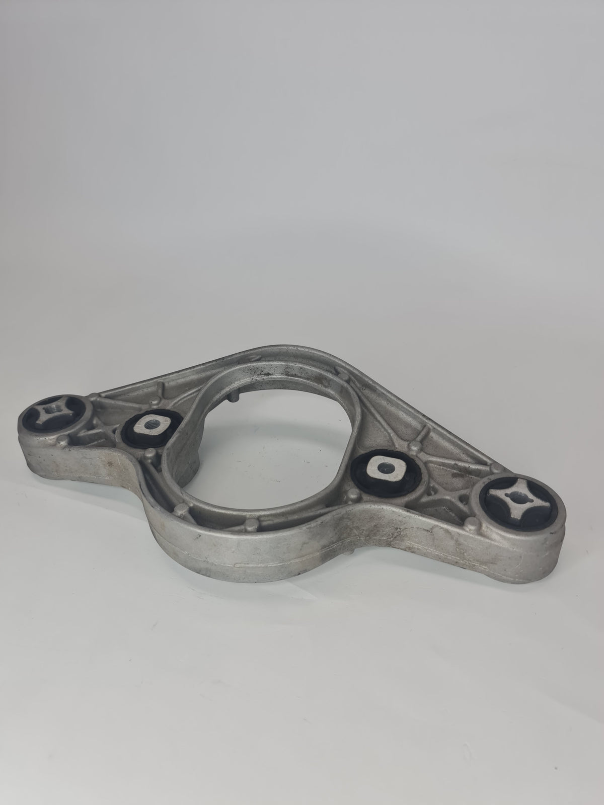 BMW F80 F82 F32 F30 435 M4 M3 Differential Diff Brace Mount Bracket Front - MPerformance.parts