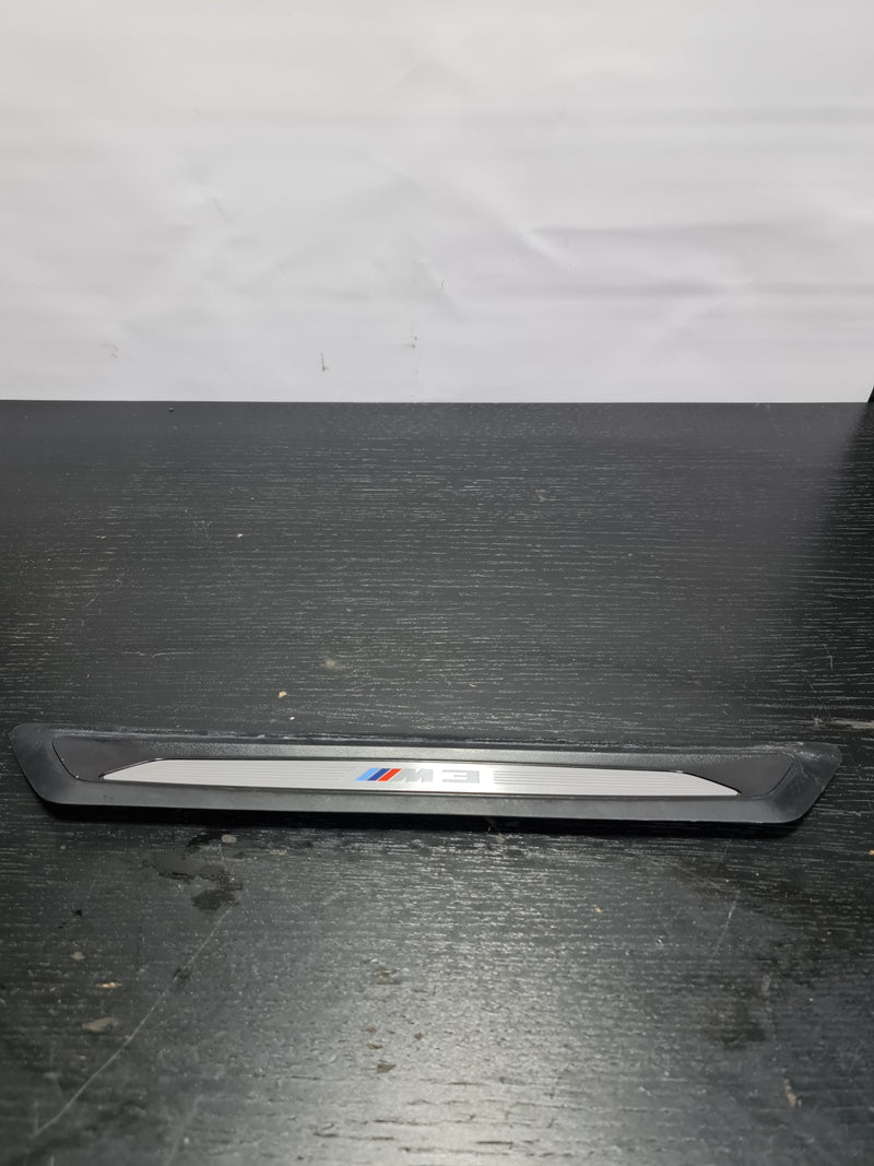 2015-2018 BMW M3 51-47-8-055-779 BMW 51478055779 Front Entrance Cover 8055779 04 - MPerformance.parts