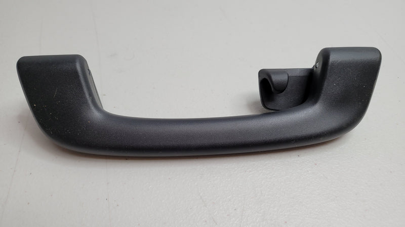 Black F80 roof grab handle arm holder by MPerformance.parts, made from durable PA6GF30 material, designed for vehicle interior use.