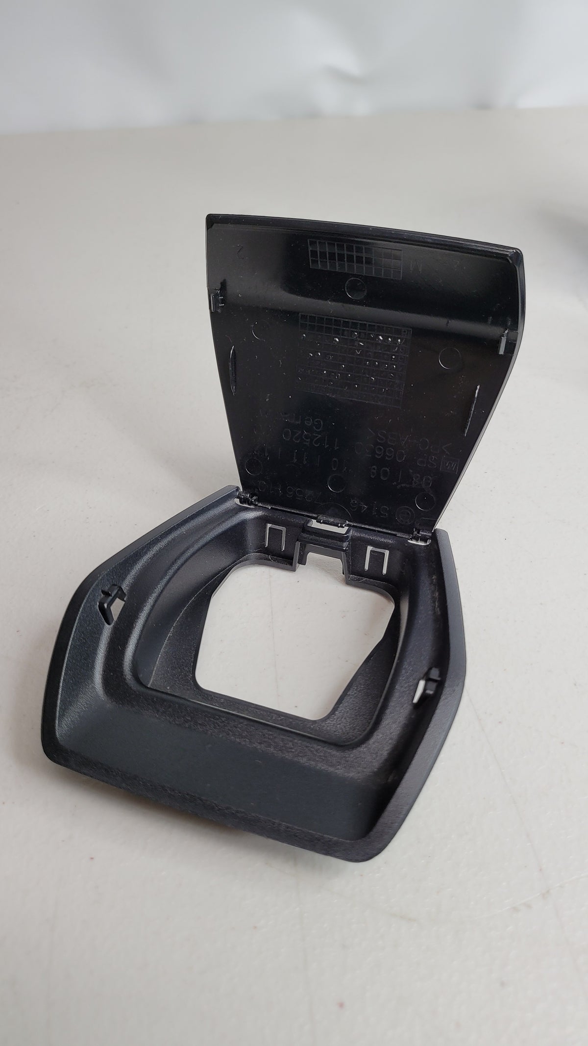 BMW 3 F30 F80 Rear Child Seat Isofix Cover Trim Black Lid Panel 112520-10 - MPerformance.parts