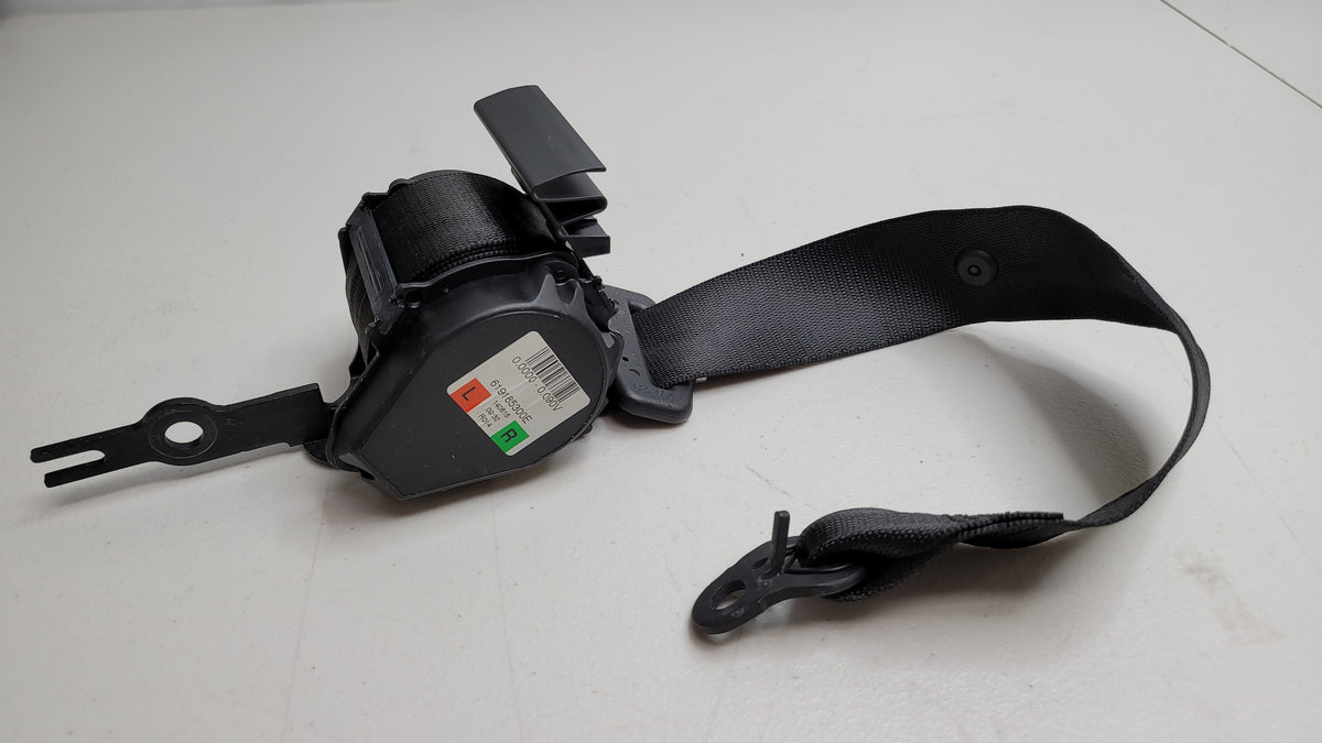 BMW 3 SERIES F80 PASSENGER REAR SEAT BELT 619185300E - MPerformance.parts