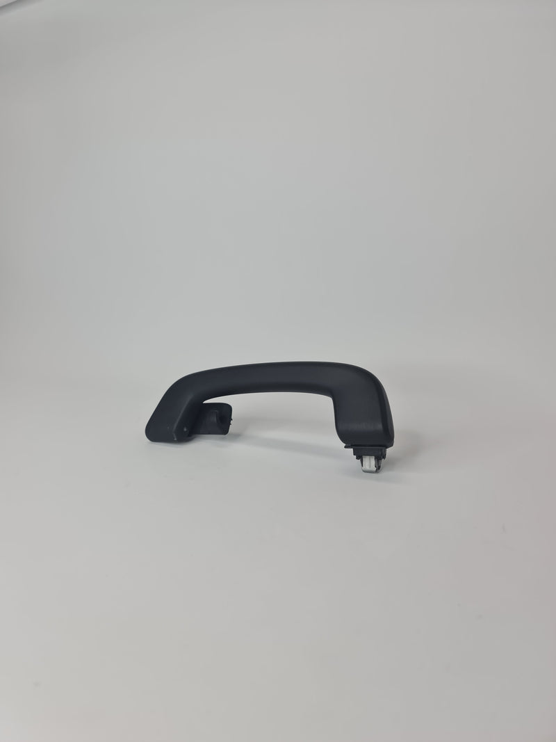 Black F80 roof grab handle arm holder made of PA6GF30, designed for secure grip and easy installation in MPerformance.parts vehicle.