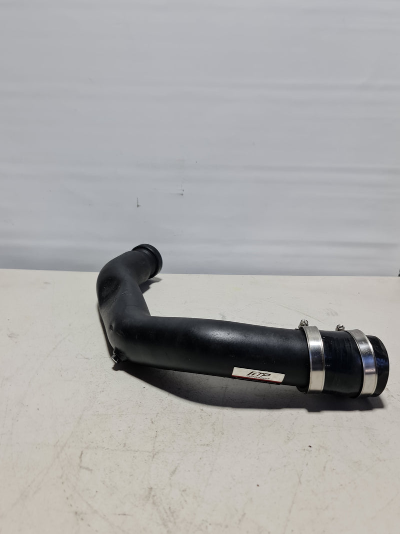 MPerformance.parts S55 FTP Charge Pipe, black metal with clamps, designed for BMW S55 engine boost system.