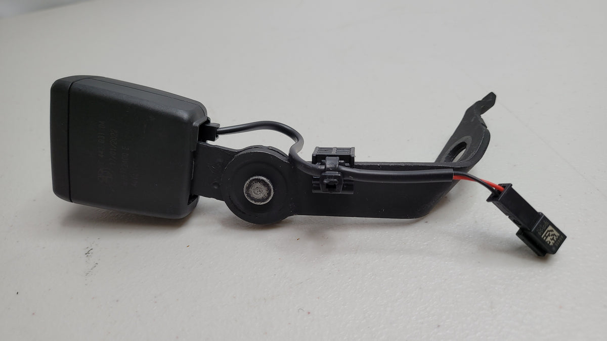 BMW G80 Seat Belt Buckle Rear 72117442031 - MPerformance.parts