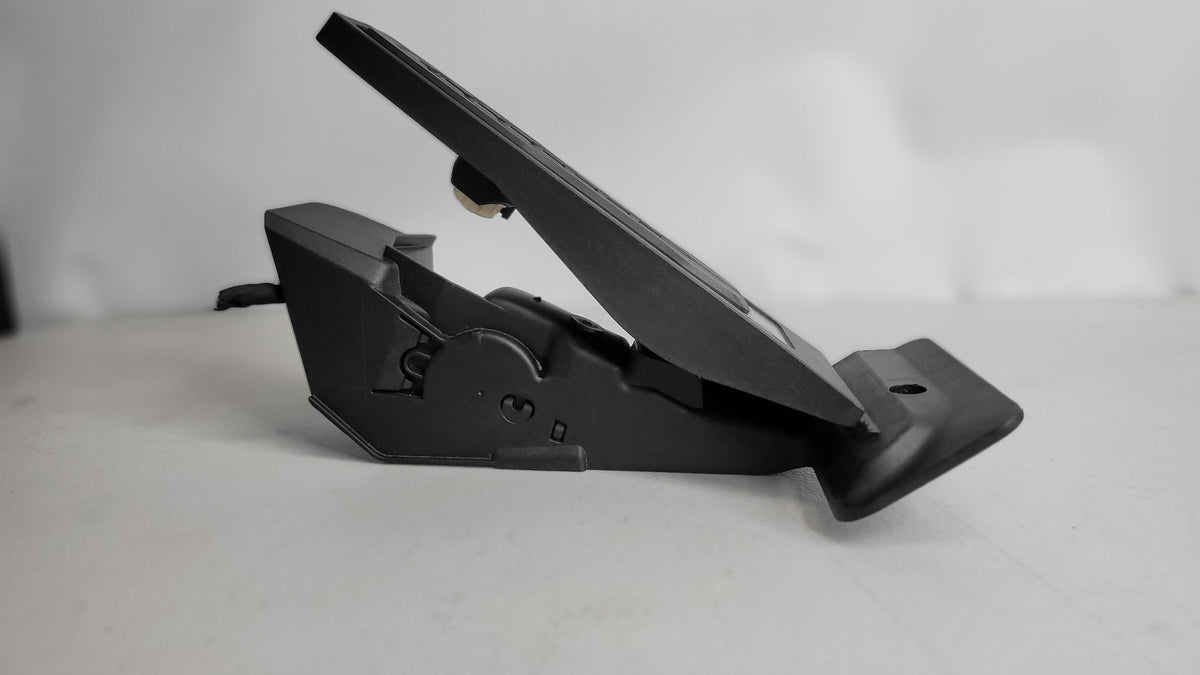 BMW G80 Throttle Pedal 6889820 M3 2021 RHD - MPerformance.parts