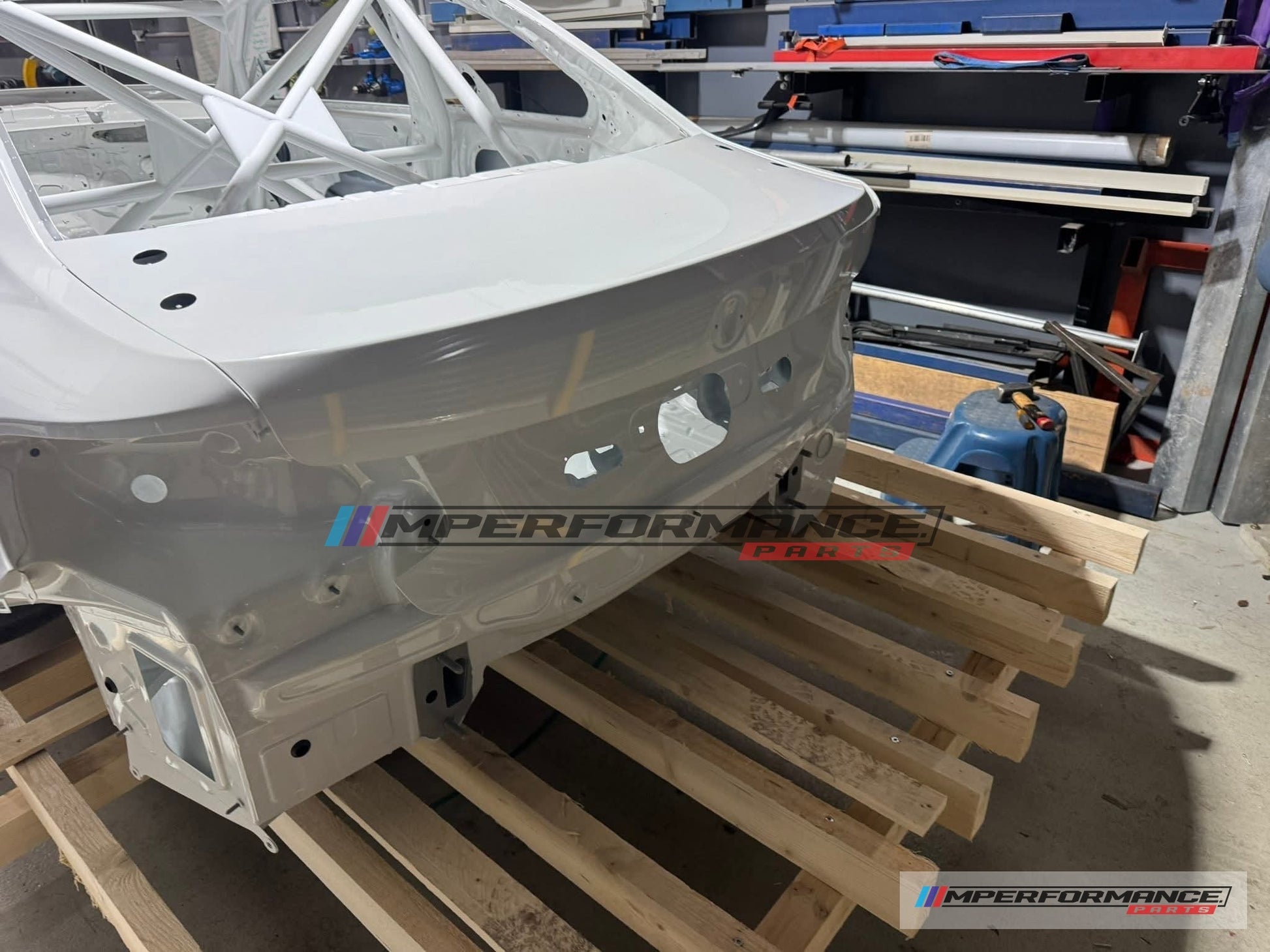 BMW F87 M2 CS Racing painted body shell FIA roll cage OEM BMW Motorsport 41008438097 image 5