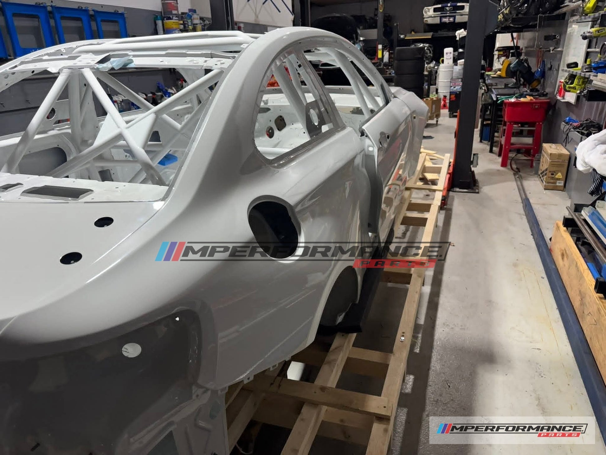 BMW F87 M2 CS Racing painted body shell FIA roll cage OEM BMW Motorsport 41008438097 image 10