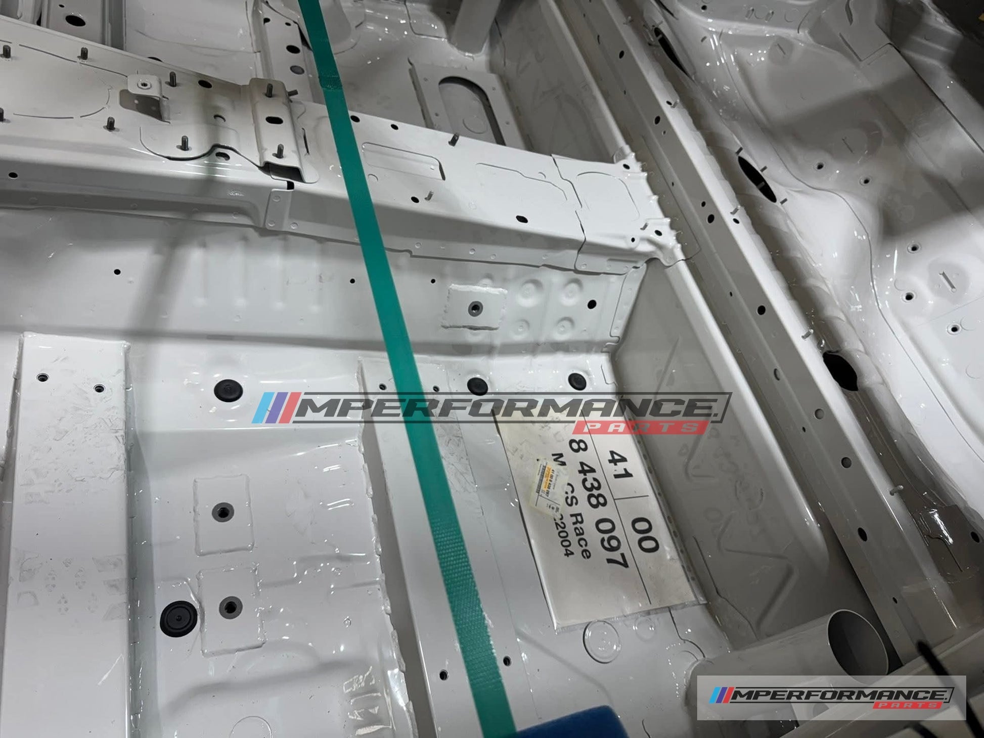 BMW F87 M2 CS Racing painted body shell FIA roll cage OEM BMW Motorsport 41008438097 image 14
