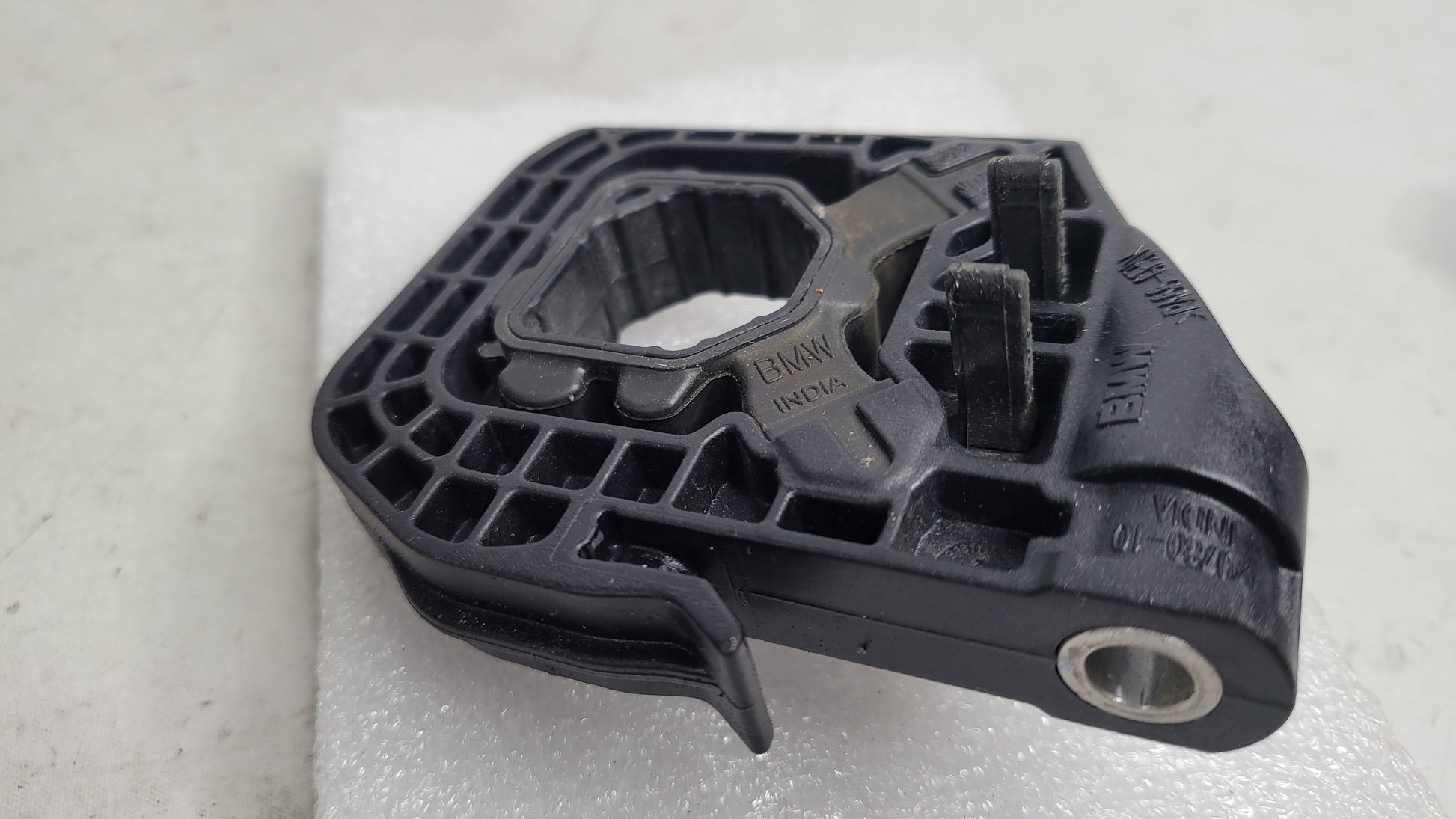 BMW G80 M3 Petrol Radiator Pack Bracket Mount Right - MPerformance.parts