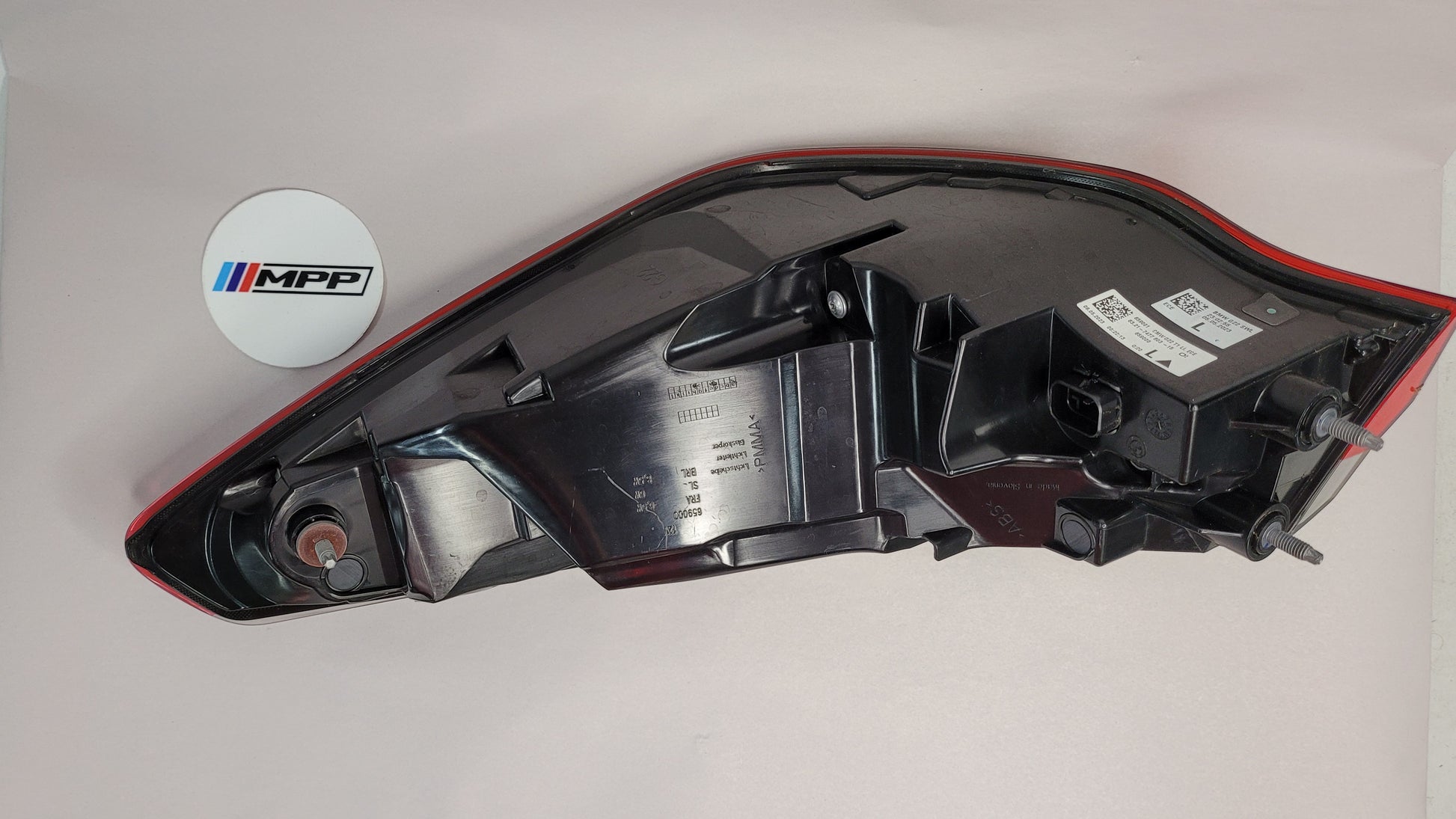 BMW M4 COMPETITION G82 REAR LIGHT ON THE BODY PASSENGER SIDE LEFT 7477603 - MPerformance.parts