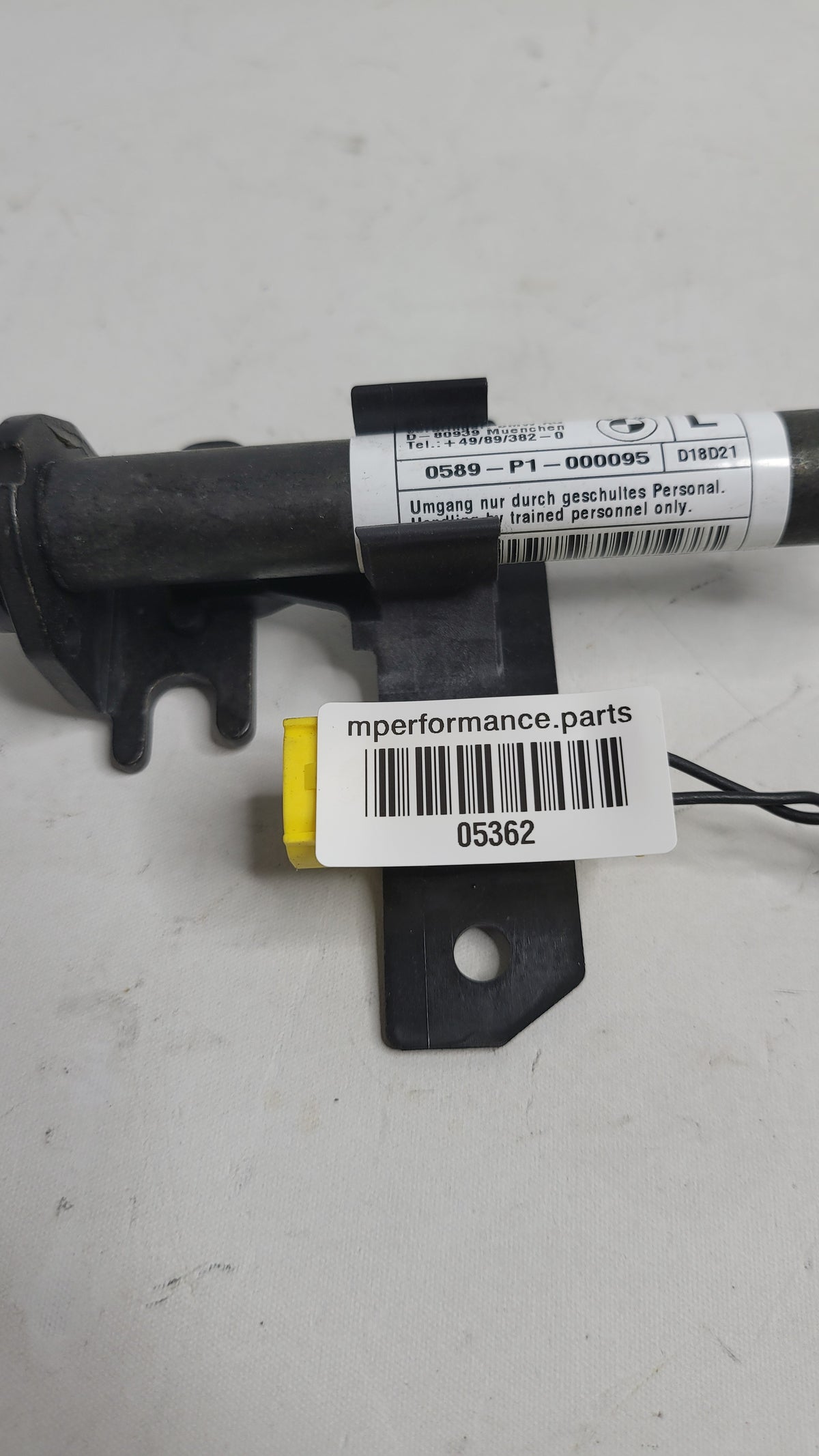 Front left bonnet actuator for BMW G80 M3, D18D21 replacement part