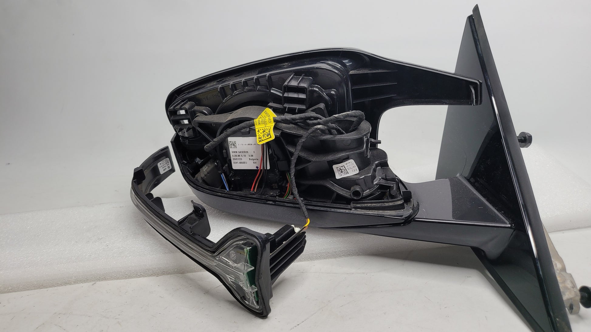 BMW M3 M4 G80 G82 RIGHT PASSENGER SIDE VIEW MIRROR - MPerformance.parts