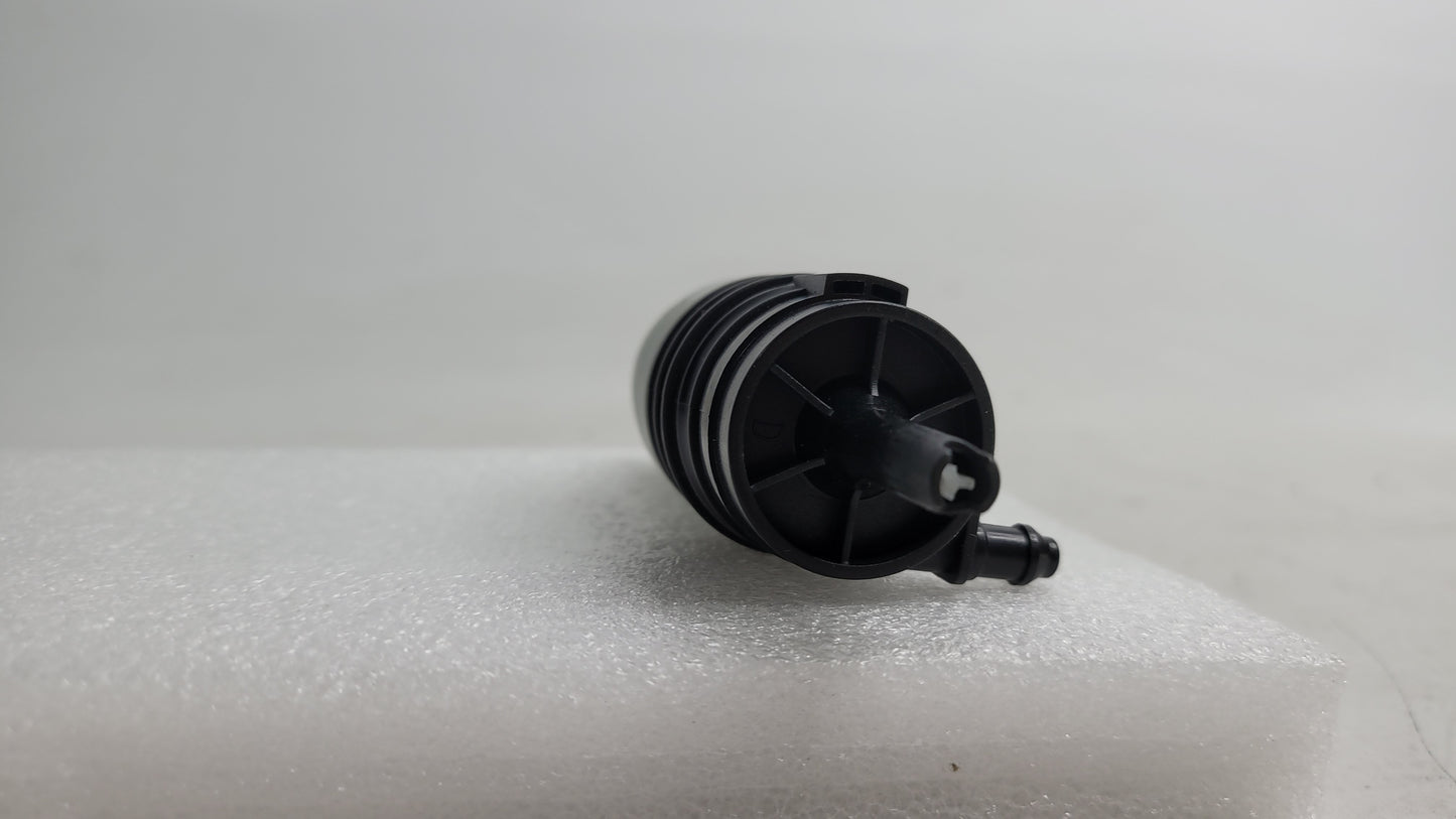 BMW G80 G26 G30 F31 F44 Washer Pump Washer Water Pump 7298309 - MPerformance.parts
