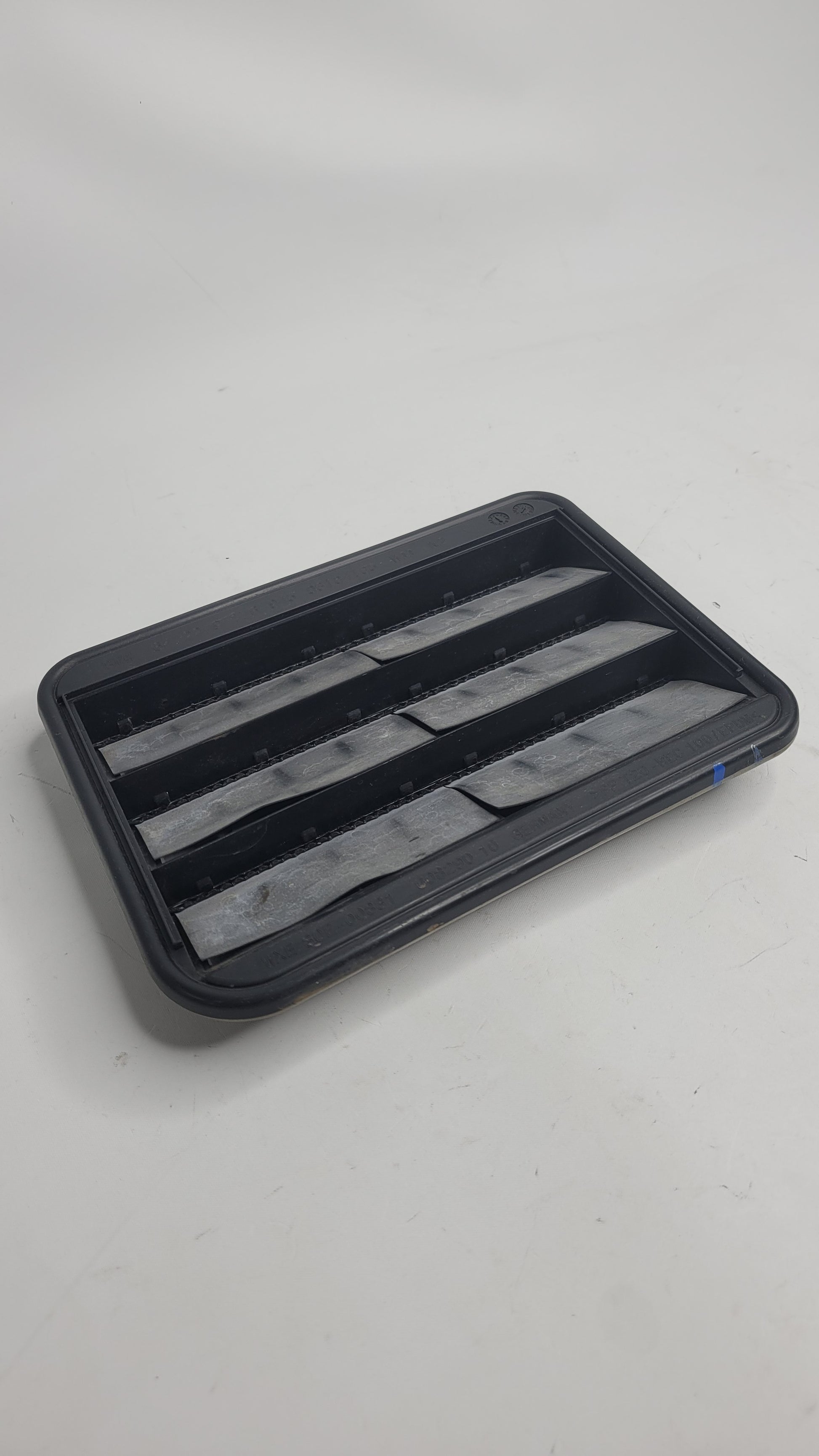 BMW M3 F80 Rear Ventilation Air Vent Deflector 608290-10 - MPerformance.parts