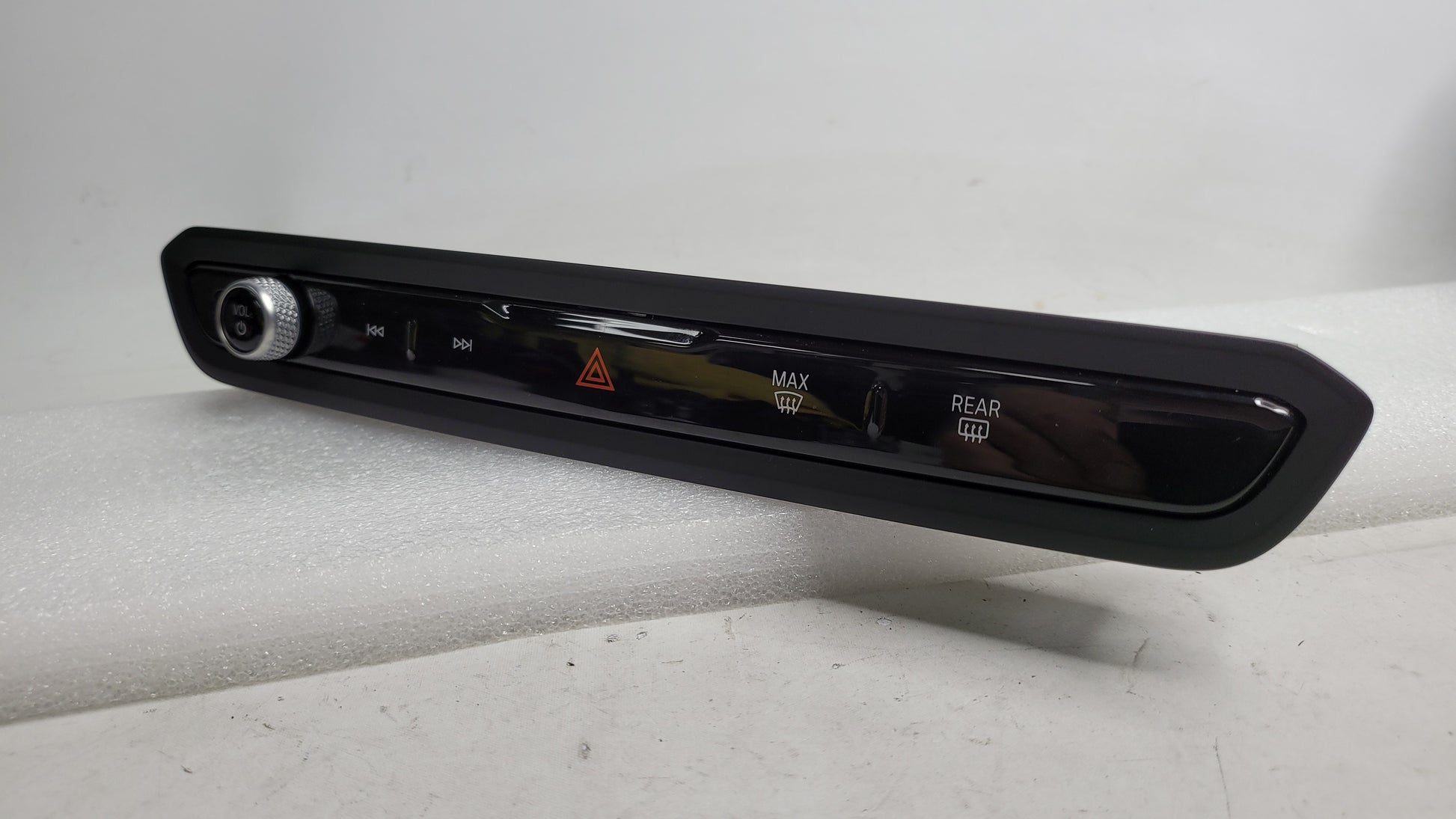 BMW G80 M3 FRONT RADIO AUDIO AC HEATER CLIMATE CONTROL PANEL 5A63F19 - MPerformance.parts