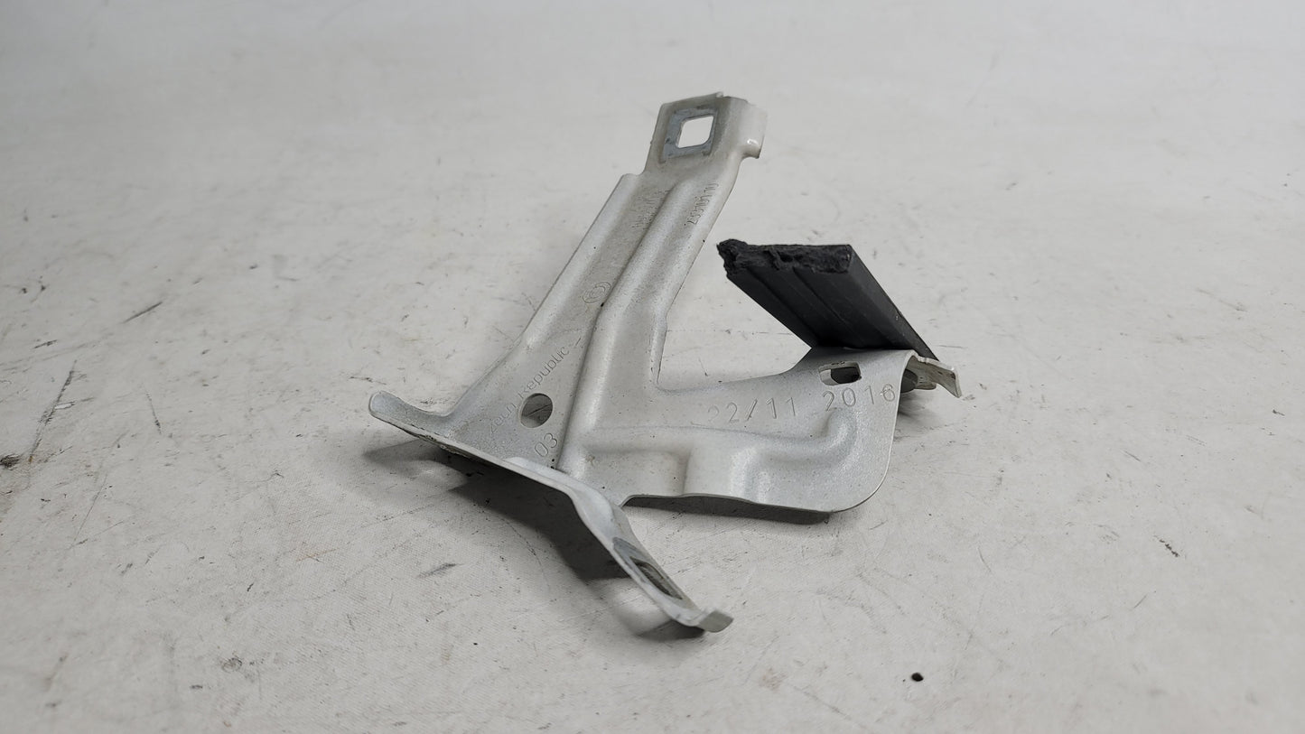 05933 - MPerformance.parts