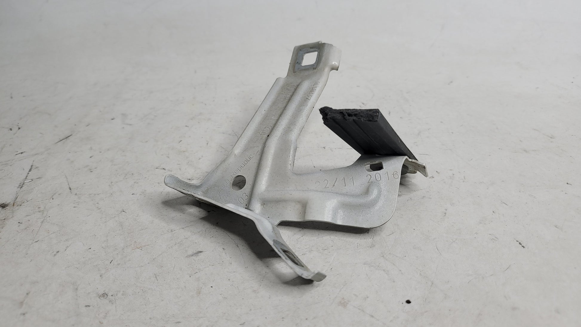 05933 - MPerformance.parts