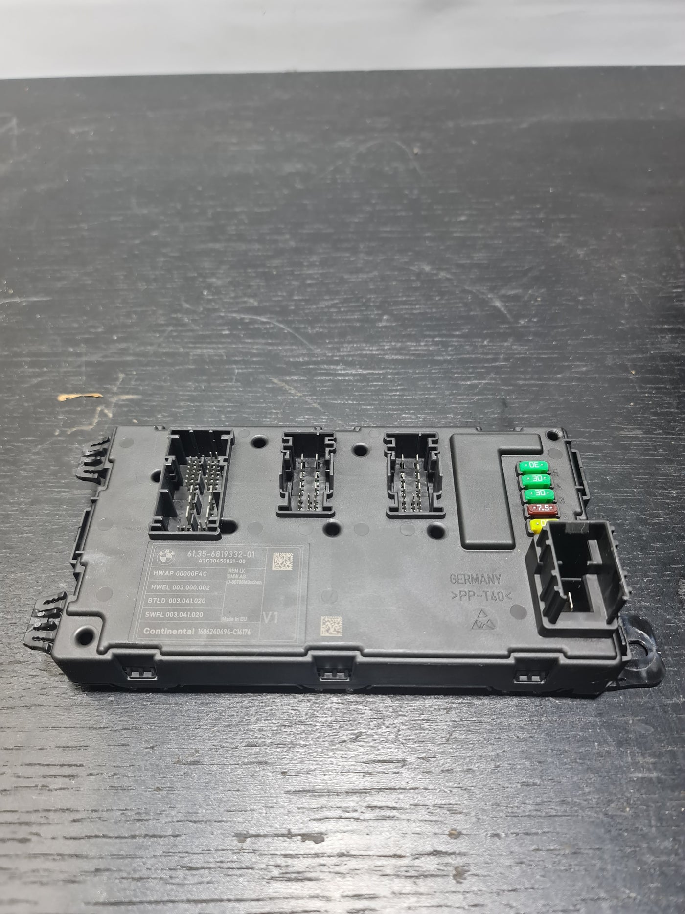 BMW M3 SERIES F80 LCI REAR BCM BODY CONTROL MODULE ECU 61356819332-01 - MPerformance.parts