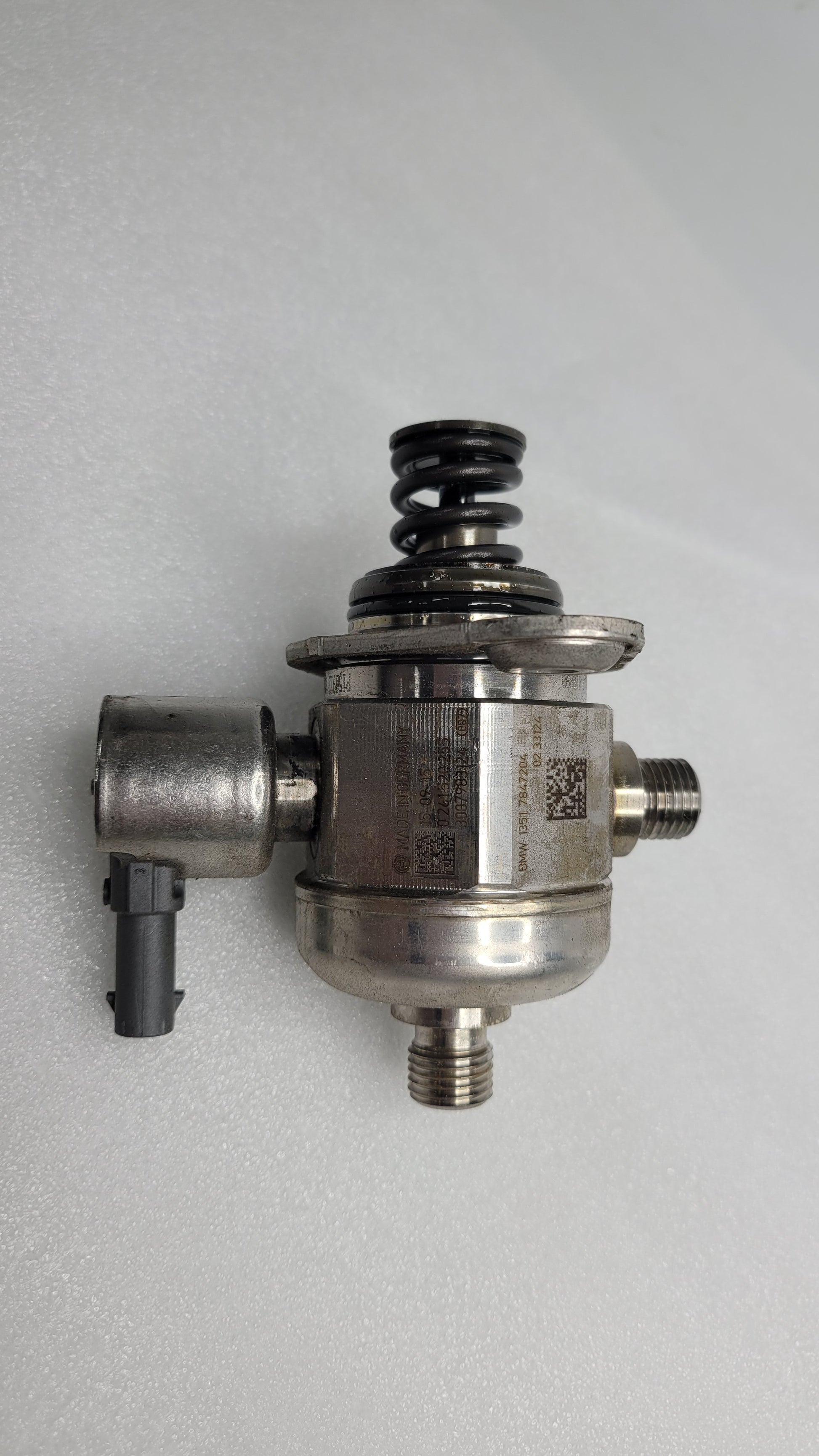 BMW F82 M4 F87 F80 F83 High-Pressure High Pressure Pump 7847204 - MPerformance.parts